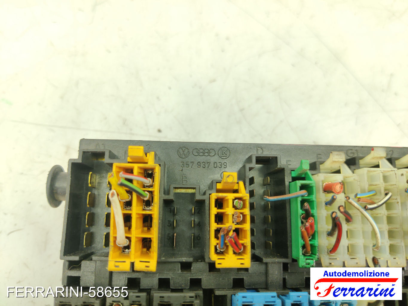 Fusibiliera Scatola Fusibili Body Computer VW CADDY 2 9K9B 1.9 D 1995-2004