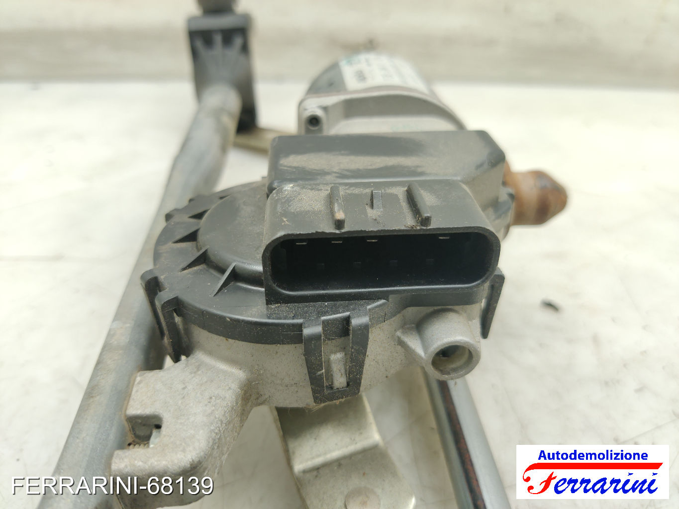 Spazzacqua Motorino Tergicristallo LANCIA YPSILON 312 2011-2023 anteriore