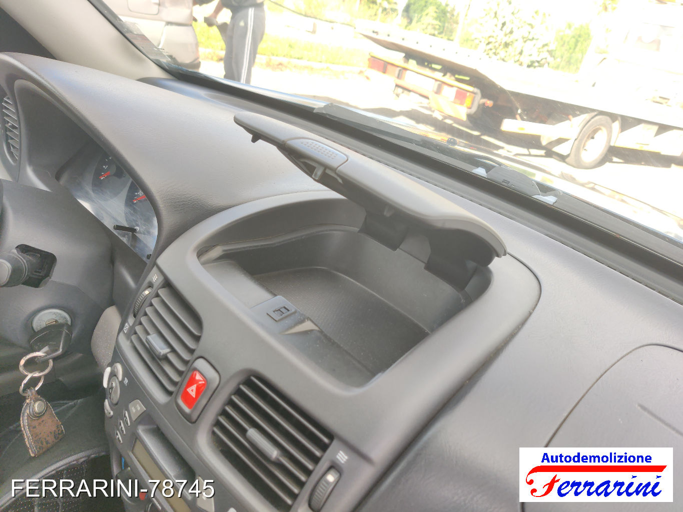 Nissan Almera 2