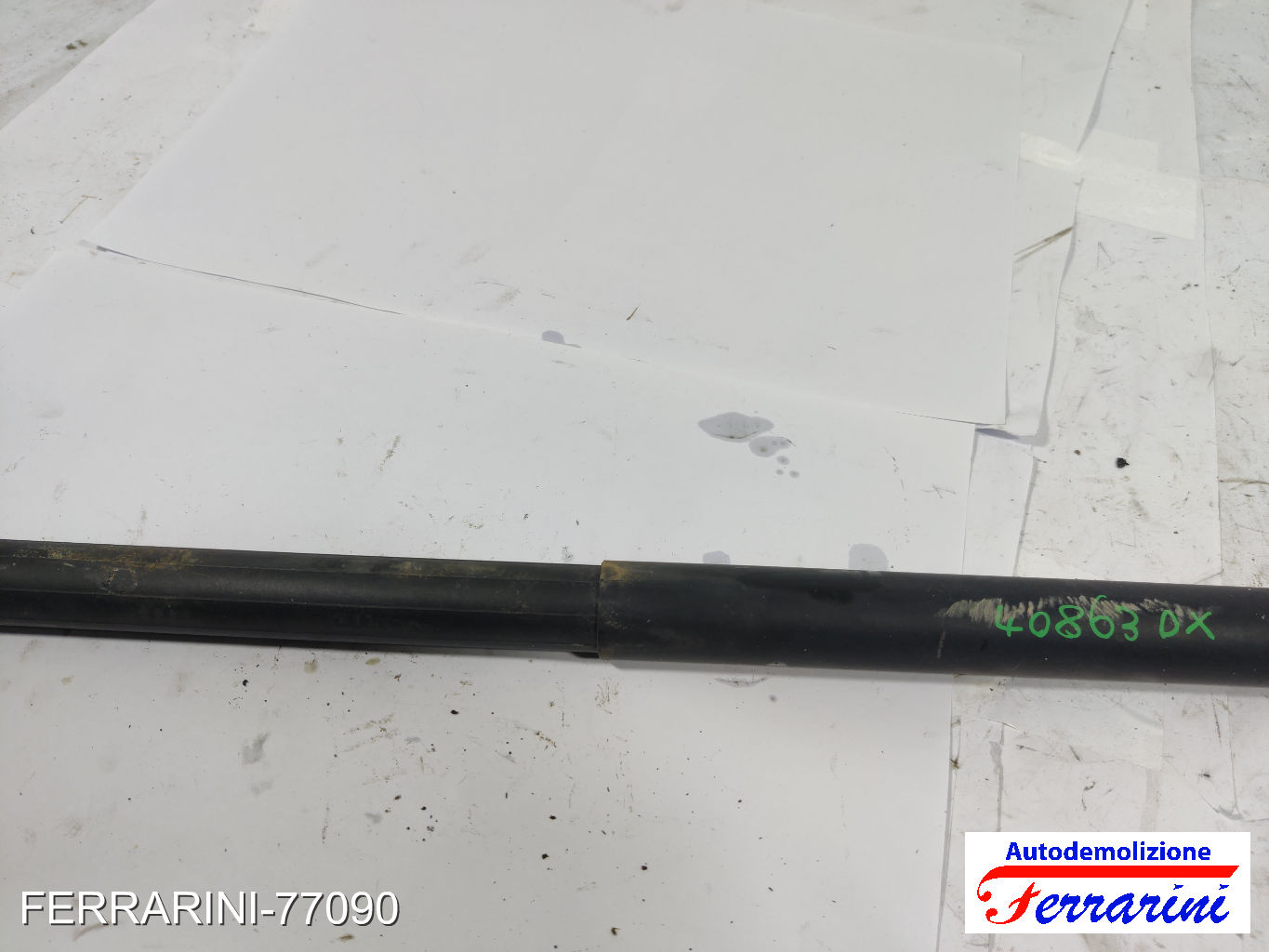 Pistoncini Portellone Posteriore FORD EDGE 2015-2018 6