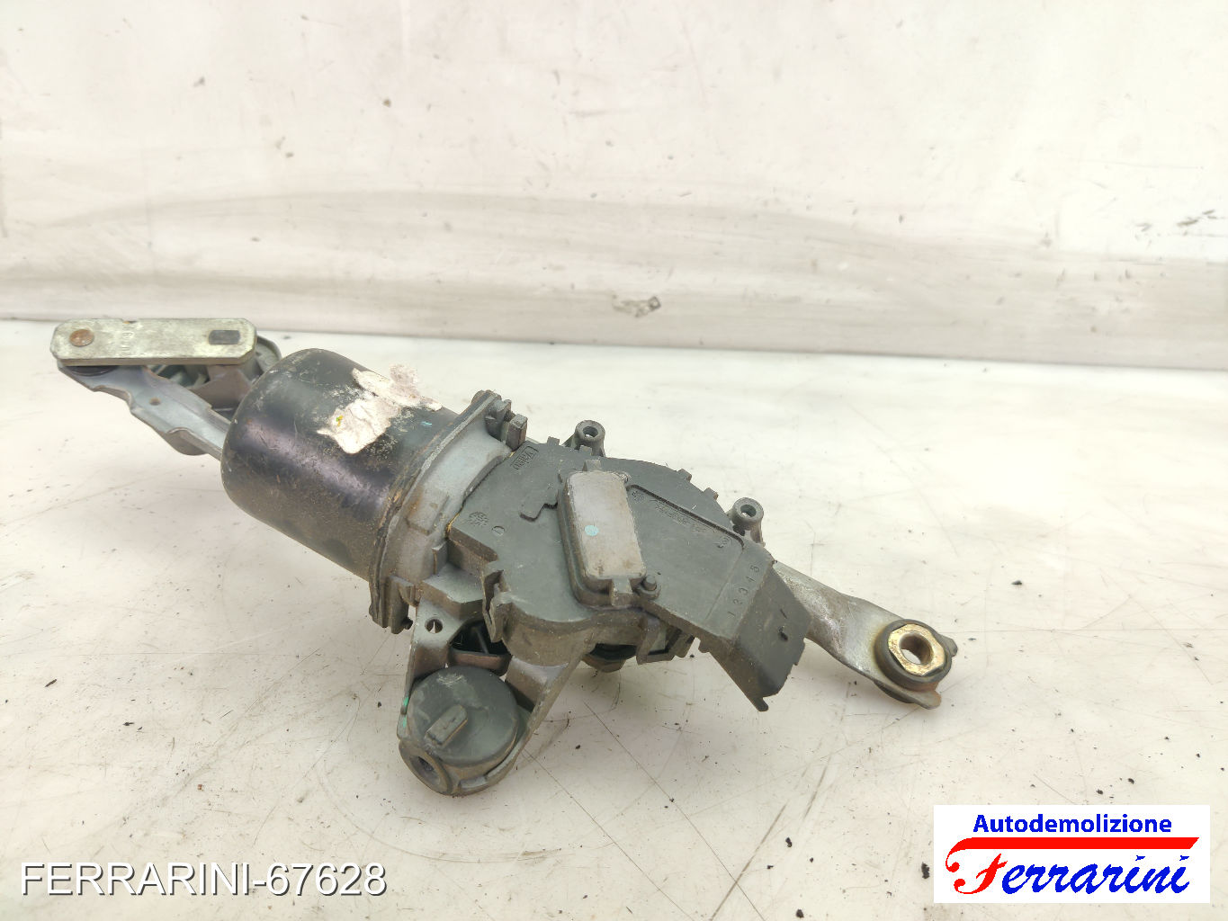 Spazzacqua Motorino Tergicristallo PEUGEOT 107 PM, PN 2005-2014 anteriore