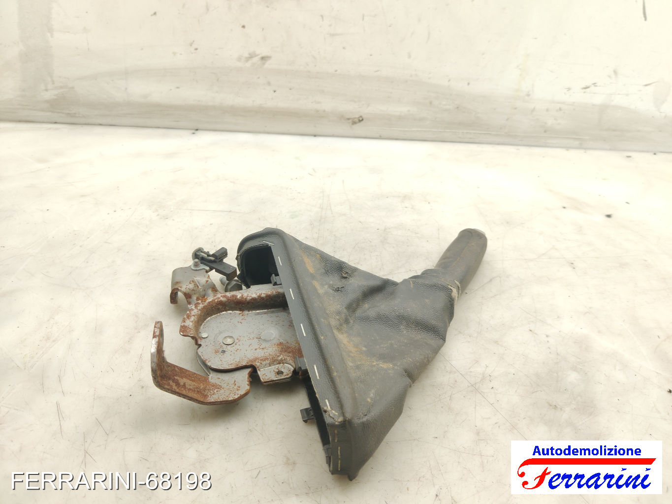 Leva Freno A Mano OPEL CORSA D S07 2006-2014 13255754, 574128, 39053551