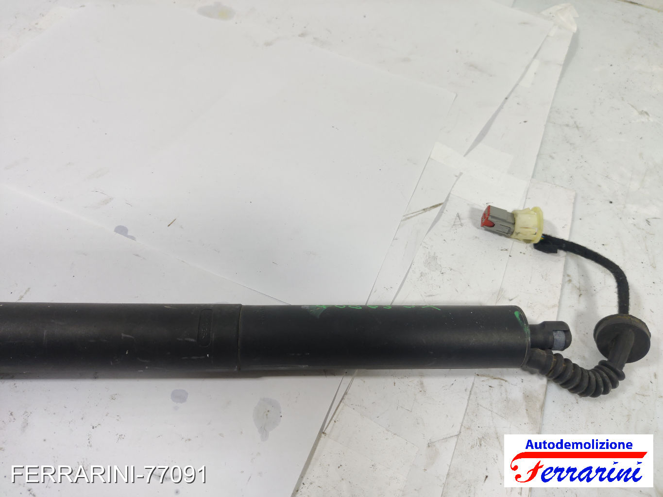 Pistone elettrico portellone posteriore FORD EDGE 2015-2018 FT4Z14B351A, V2G7B