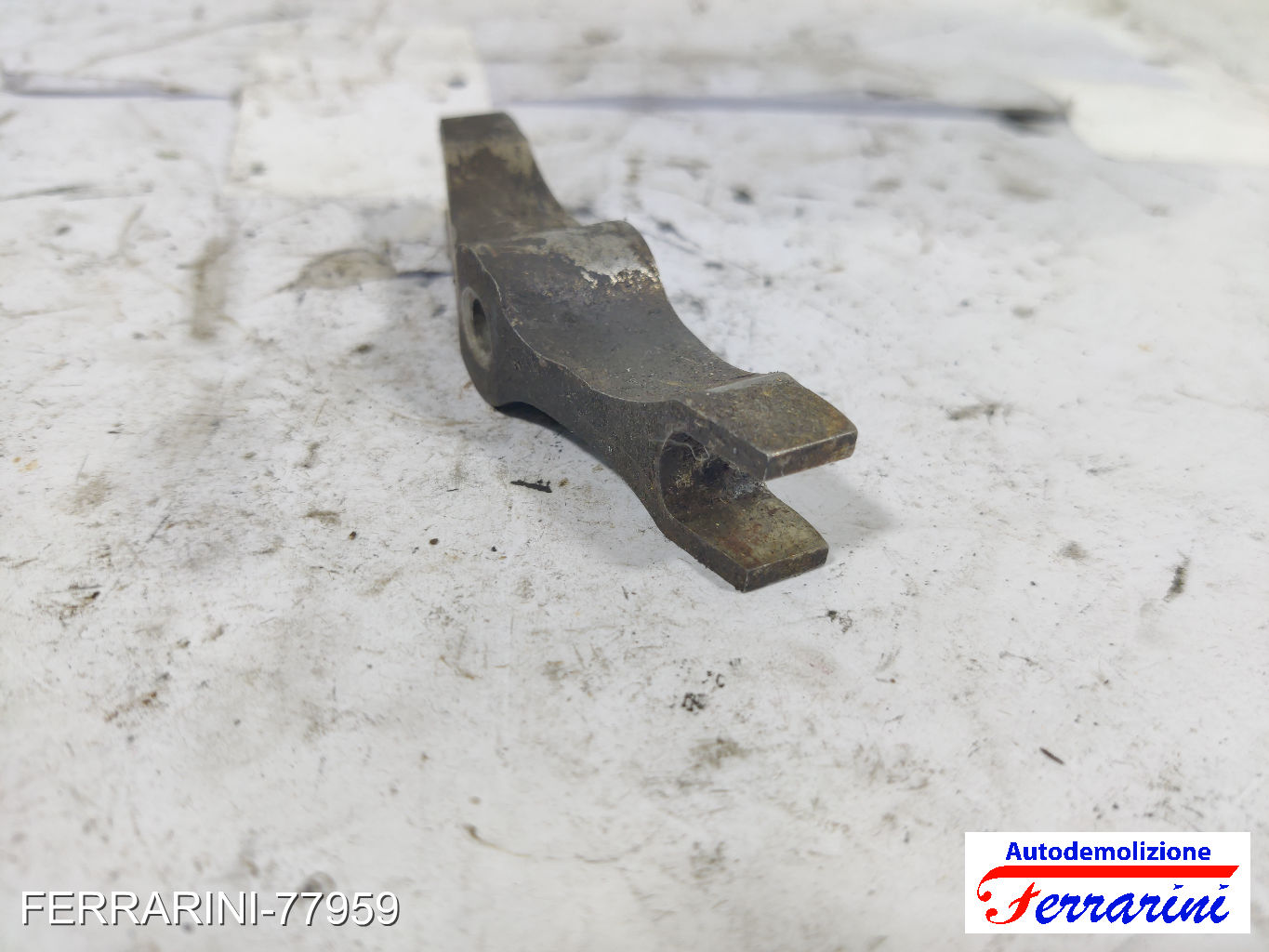 Supporto fissaggio iniettore MERCEDES CLASSE A W168 A 170 CDI 2001-2004