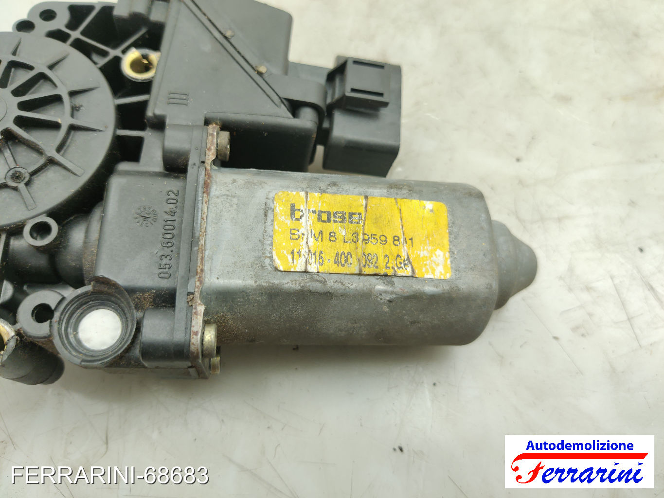 Motorino Alzavetro AUDI A4 AT 8D5 1.9 TDI 1996-2001 8D0959802E, 8D0959802G