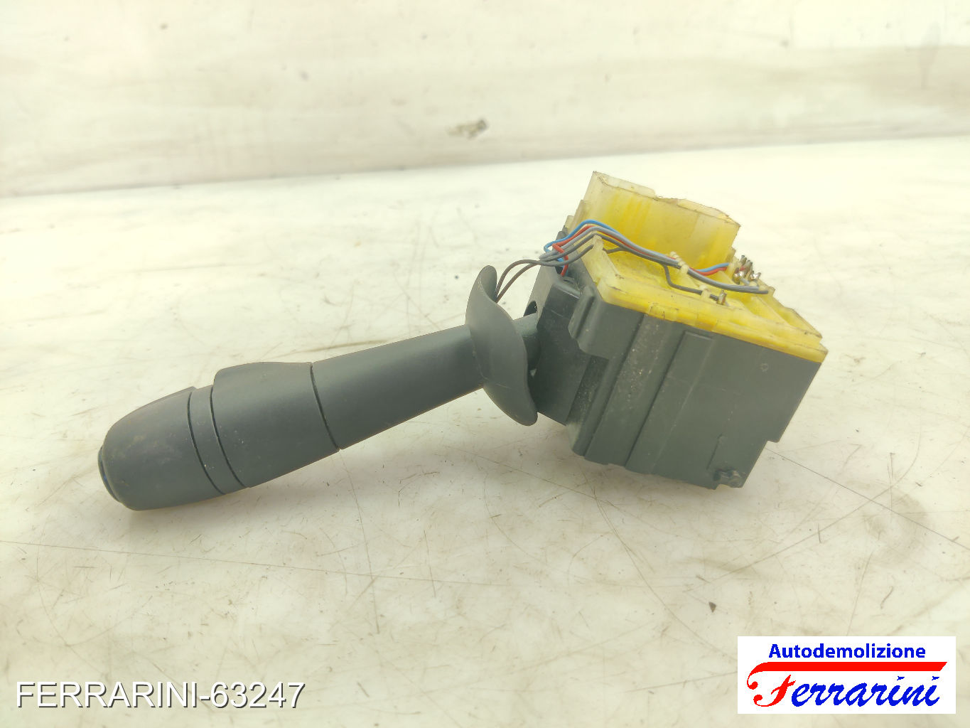Leva Comando Luci Frecce RENAULT CLIO 4 SW KH 2012-2023
