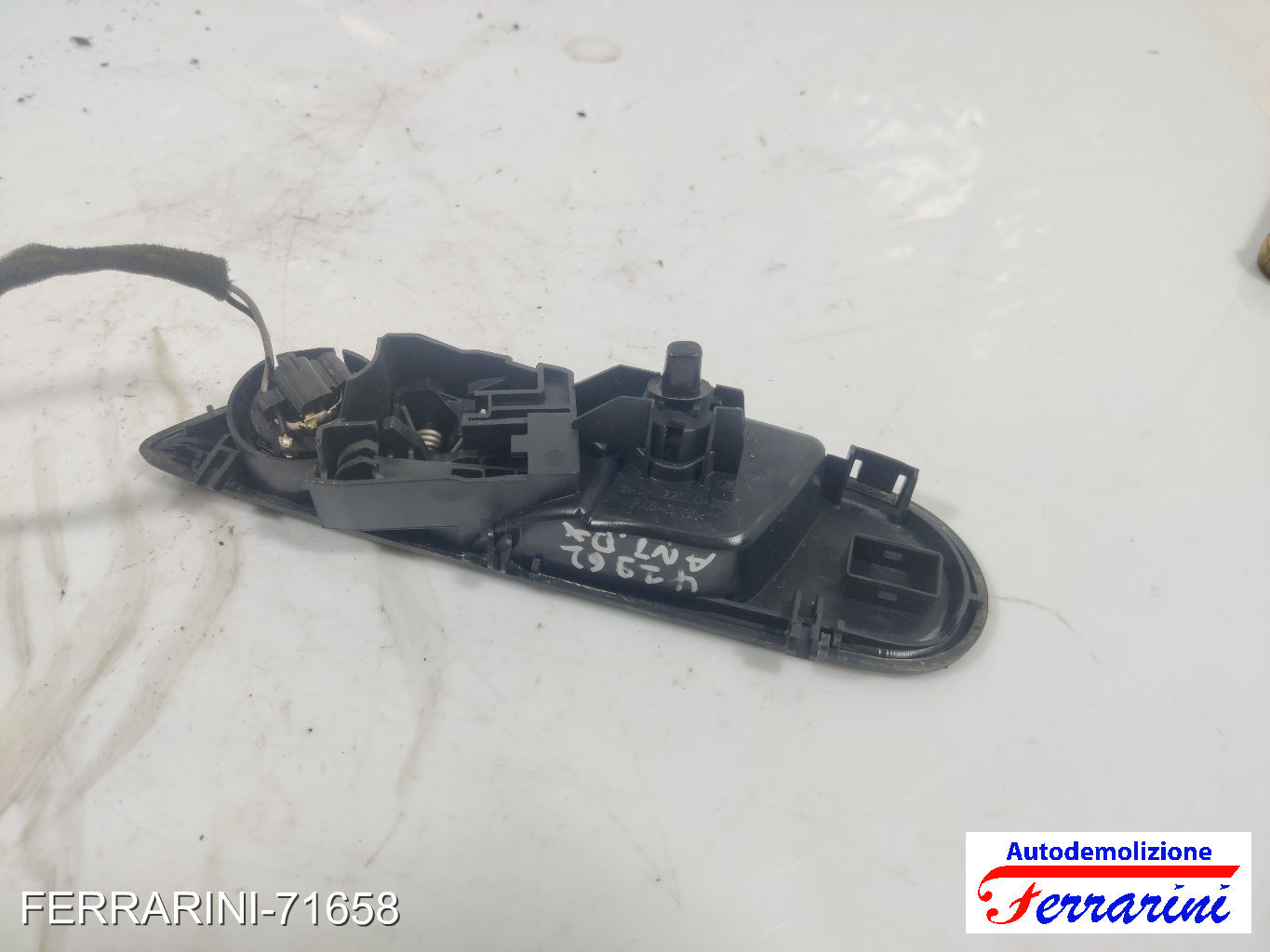 Maniglia Porta Interna FORD FIESTA 6 CB1, CCN 2008-2012 destra, dx, frontale