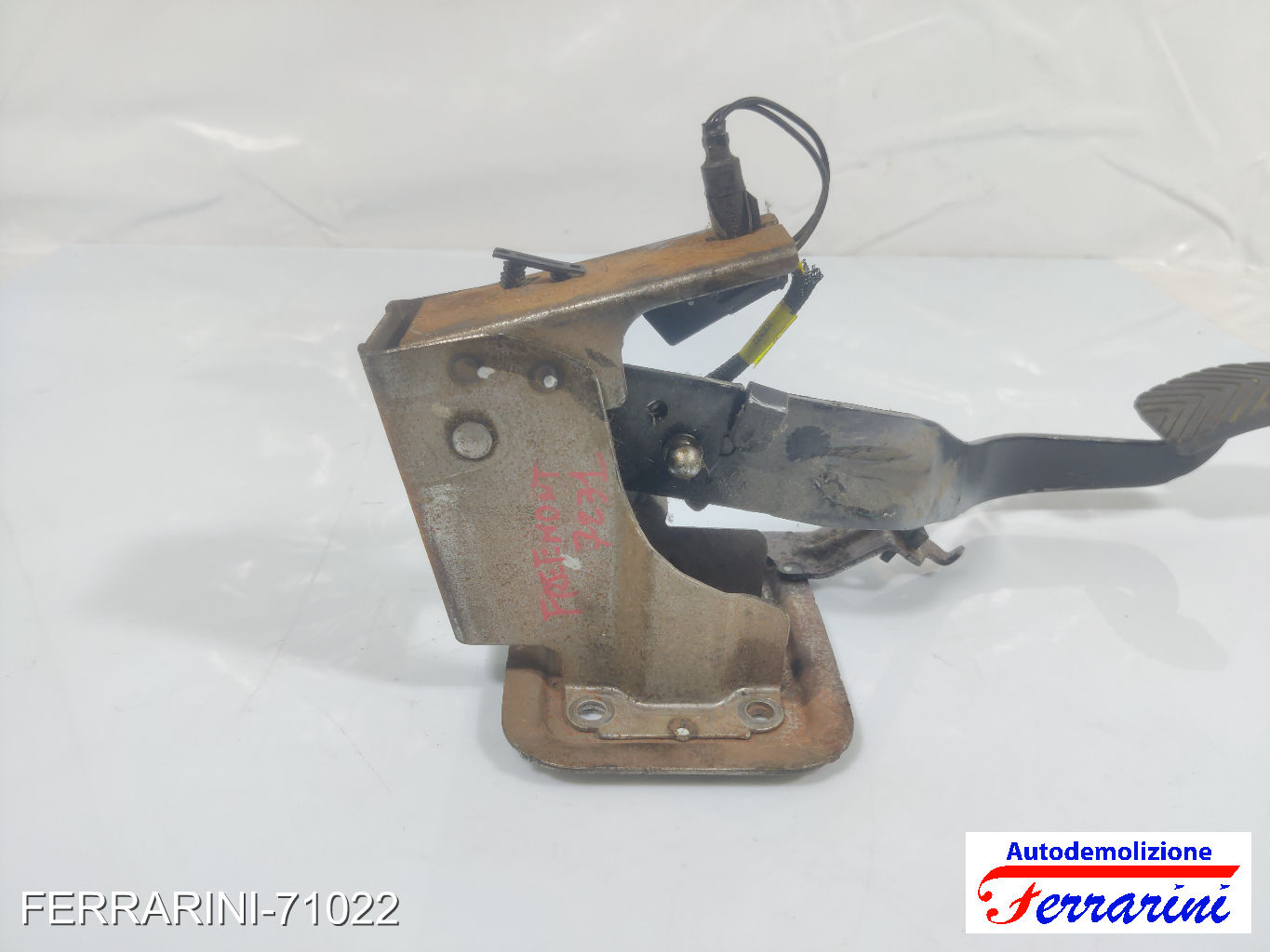 Pedale Frizione FIAT FREEMONT 345 2.0 JTD 2011-2023 04581585AD 12