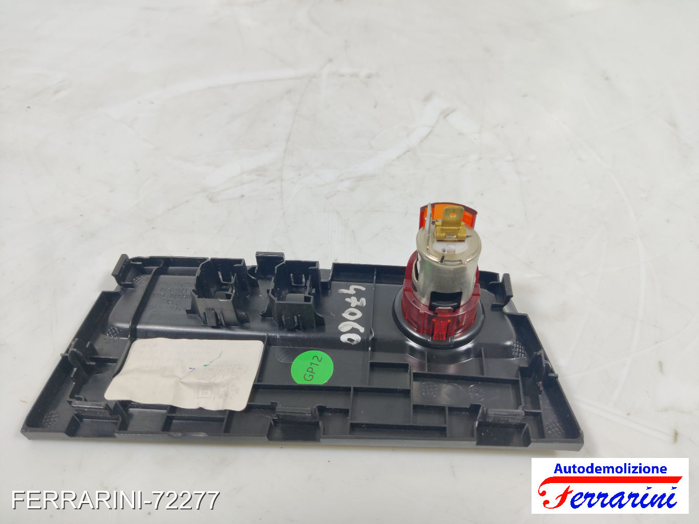 Mascherina prese USB accendisigari MG MG ZS SUV 2017-2023 sinistro, sx