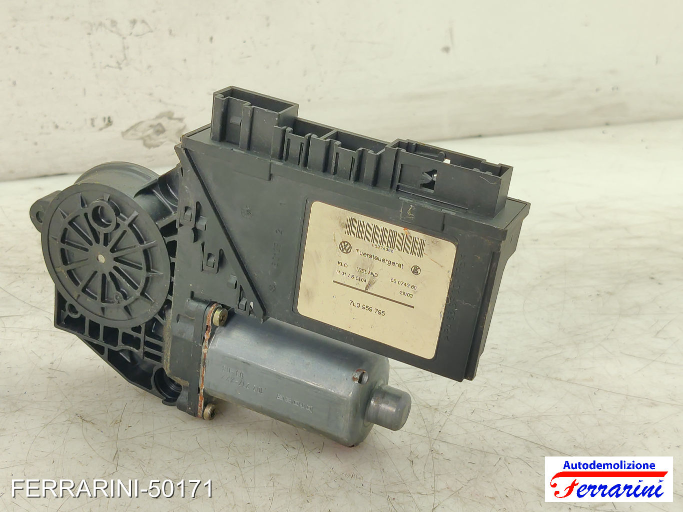 Motorino Alzavetro VW TOUAREG 7L6, 7L7, 7LA 2.5 R5 TDI 2003-2010 7LO959795