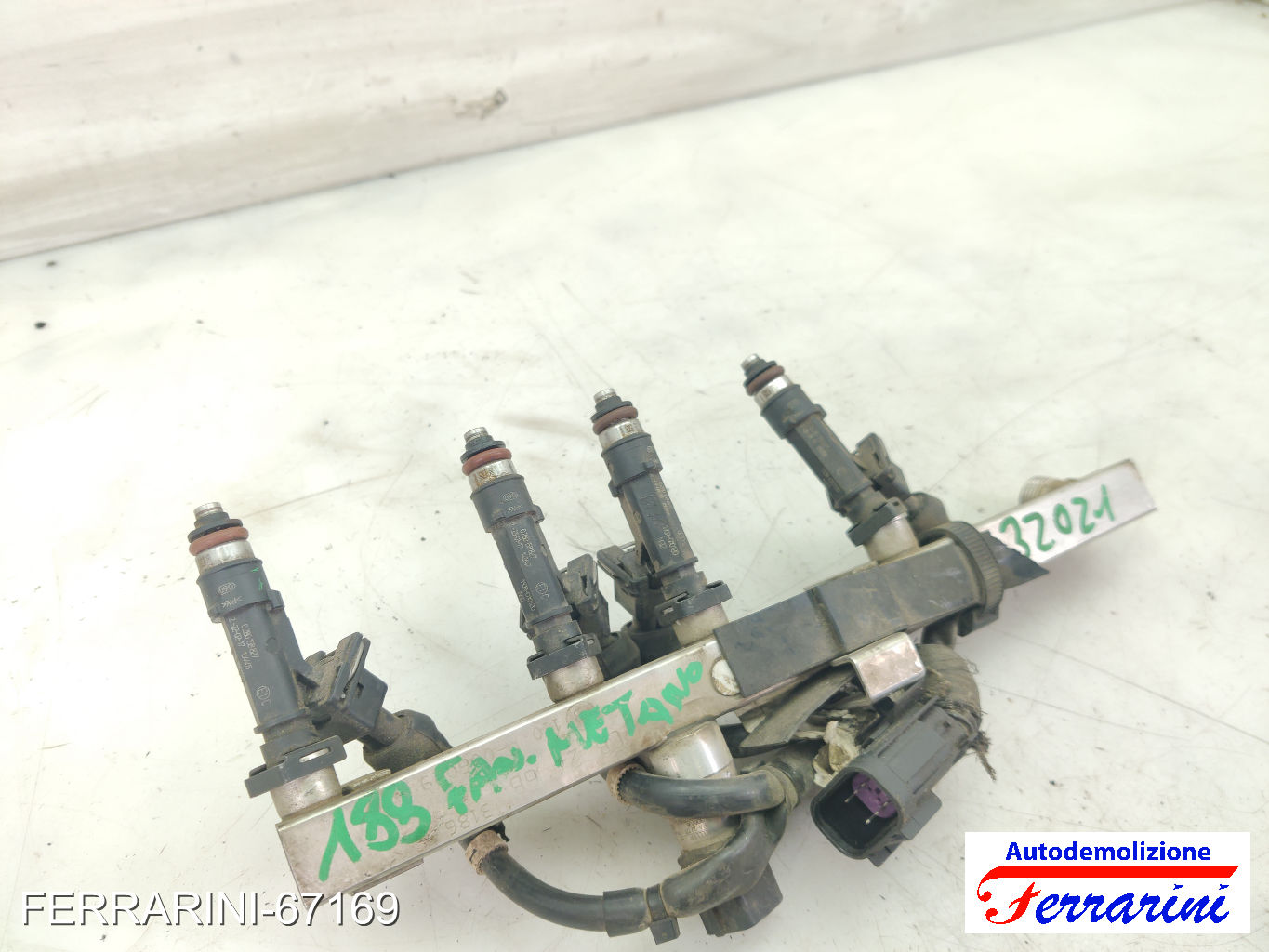 Flauto Con Iniettori FIAT PUNTO 188 1.2 NATURAL POWER 2003-2012 71729224 9