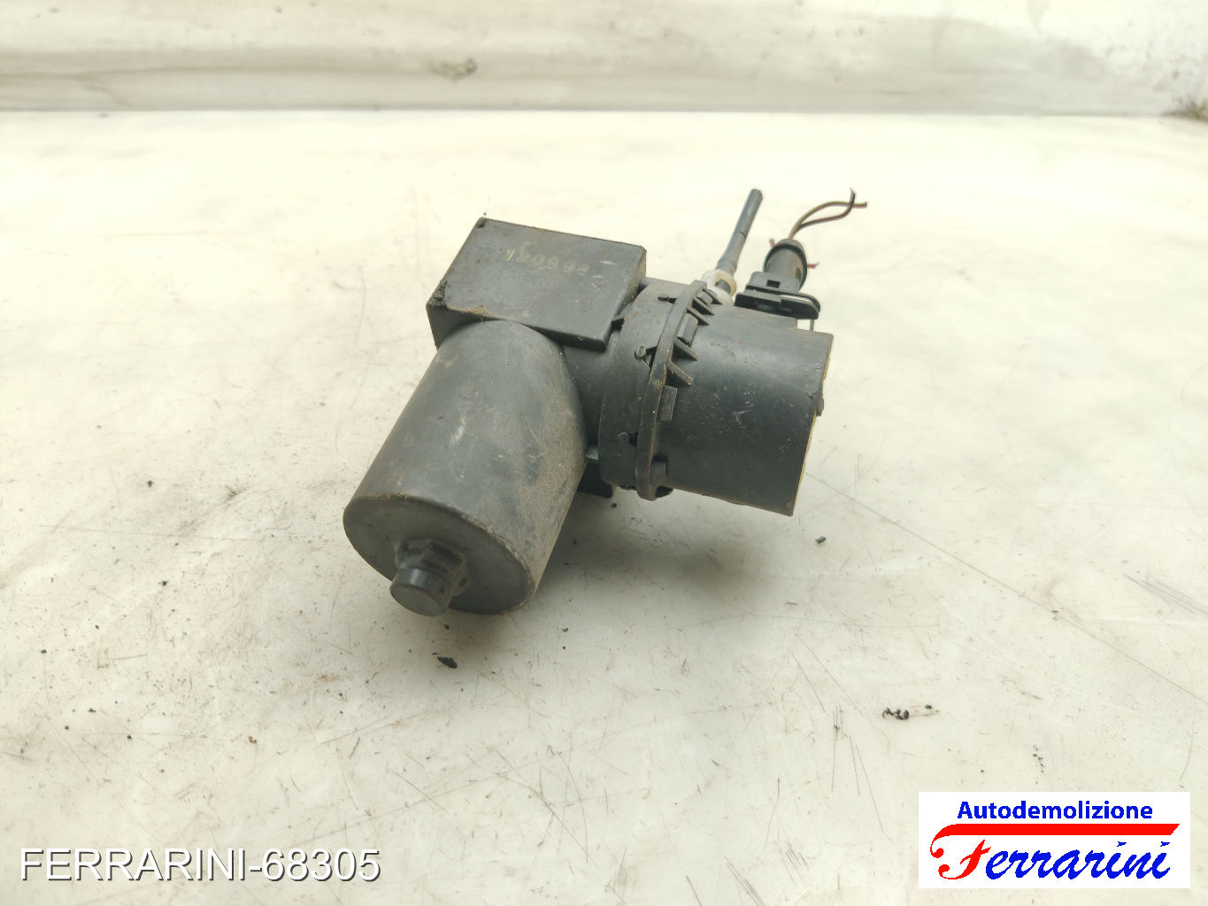 Compressore Chiusura Centralizzata VW POLO 6N1 1995-1999 1L0862257A