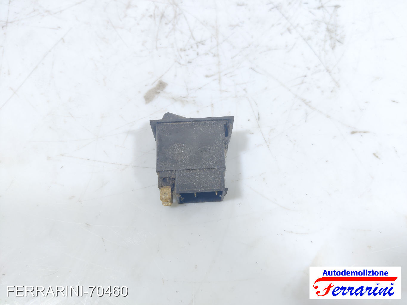 Interruttore luce cortesia FIAT 127 127 1971-1984 4309297