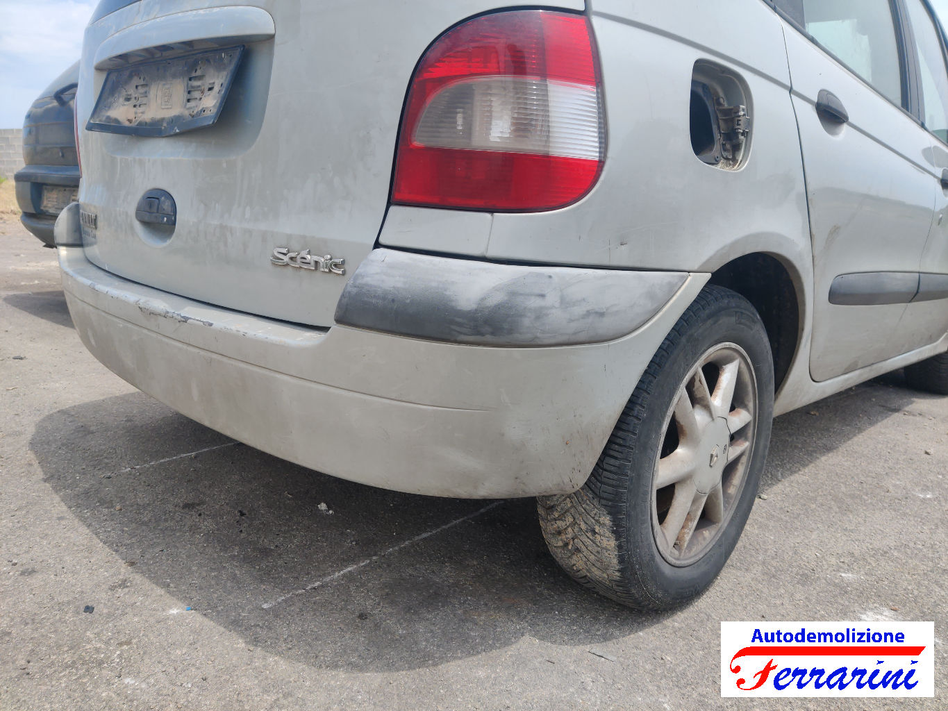 Renault Megane Scenic JA0/1 1.9 DTI 98CV 1997-1999