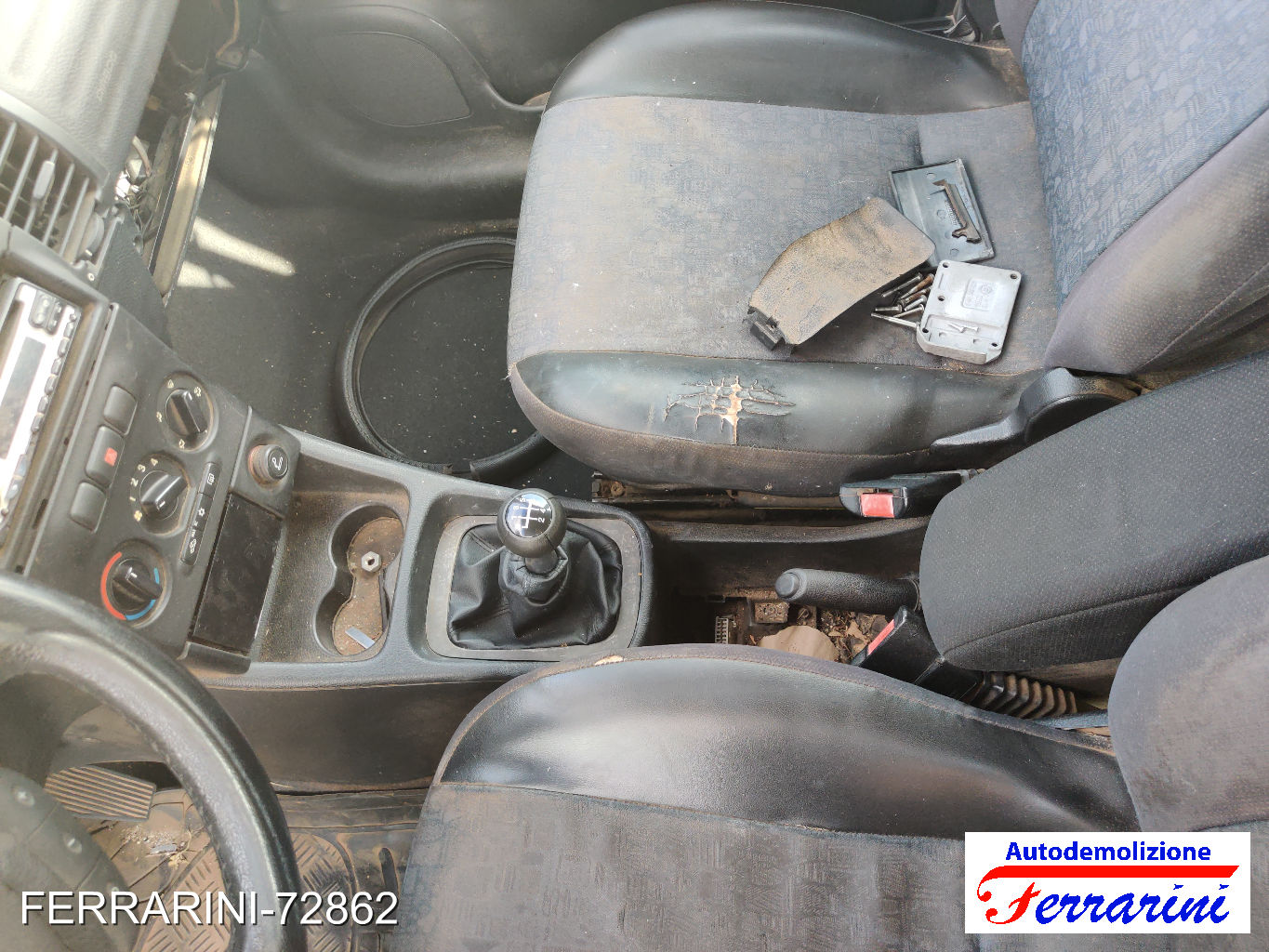 Opel Zafira A 23