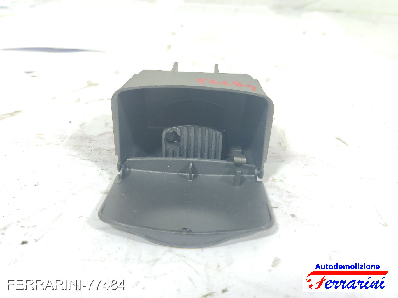 Posacenere FORD FOCUS SW DNW 1999-2004 98ABA048A42BW