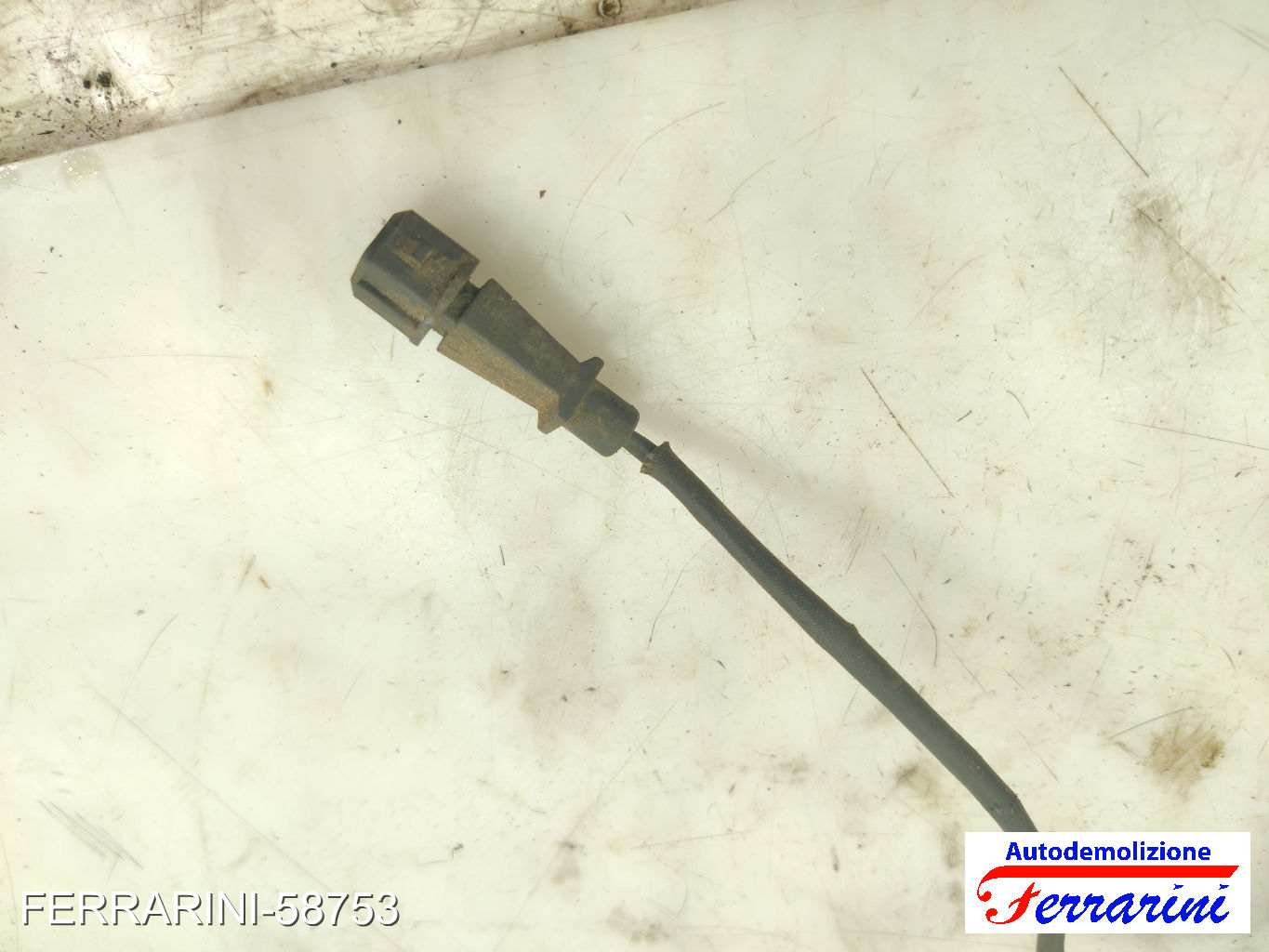 Iniettore SUZUKI JIMNY SN 1.5 DDIS 4X4 2005-2023 8200421359, 8200815416