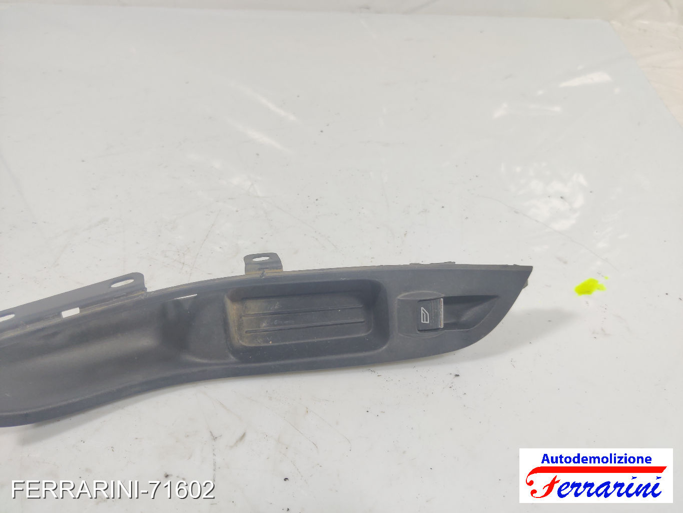 maniglione Pulsantiera Tastiera Alzavetro FORD FOCUS 3 TURNIER 2010-2023 destra 8