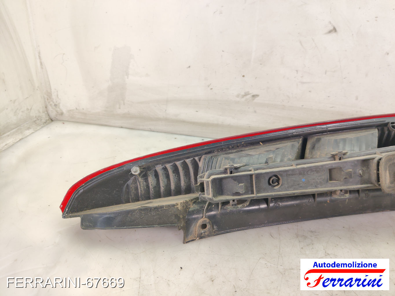 Fanalino Stop Posteriore FORD FIESTA 5 JD, JH 2002-2008 sinistro, sx, posteriore 10
