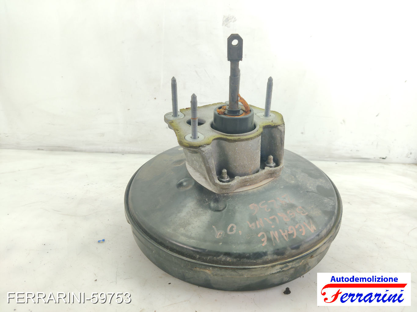 Servofreno RENAULT MEGANE 3 B3, BZ0/1 1.5 DCI 2009-2016 472100005R, 472100013R