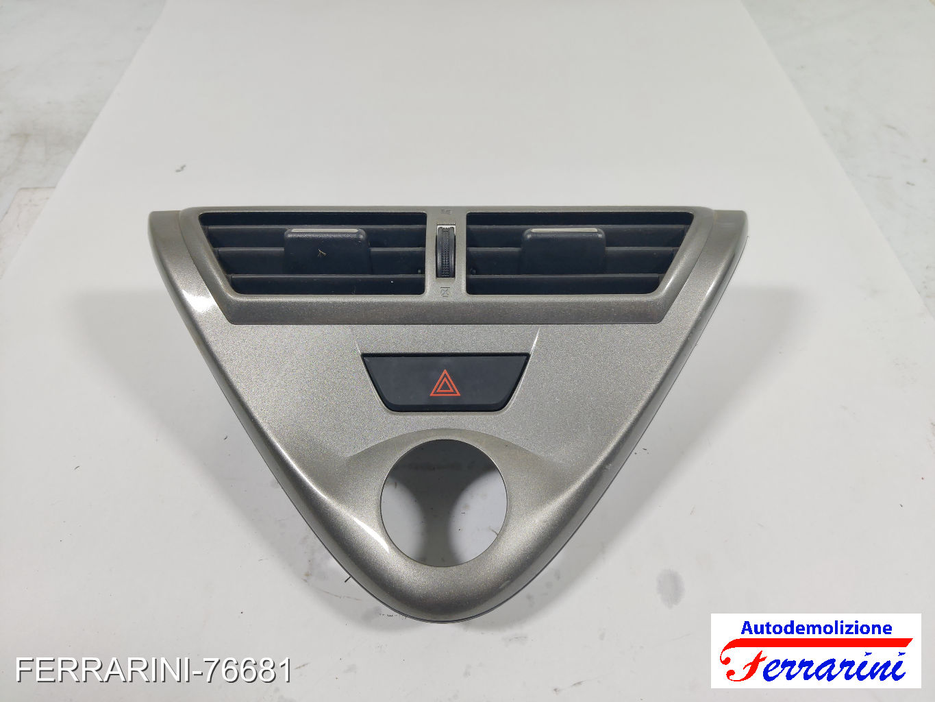 Bocchetta Areazione TOYOTA IQ J1 2009-2015 anteriore, frontale centrale, ant 9