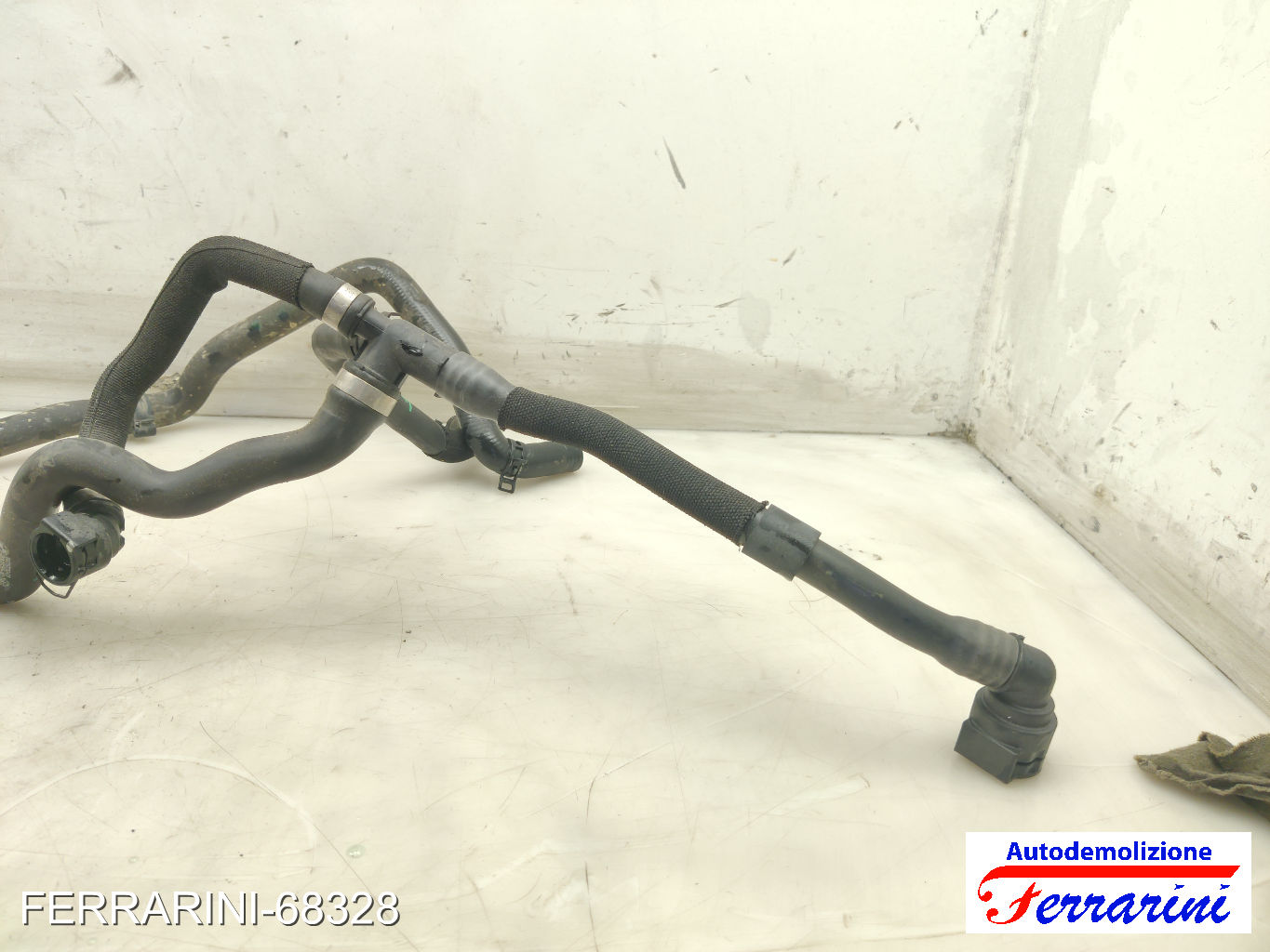 tubo acqua motore B47C20A BMW X1 F48 SDRIVE 18D 2015-2023 17128519877
