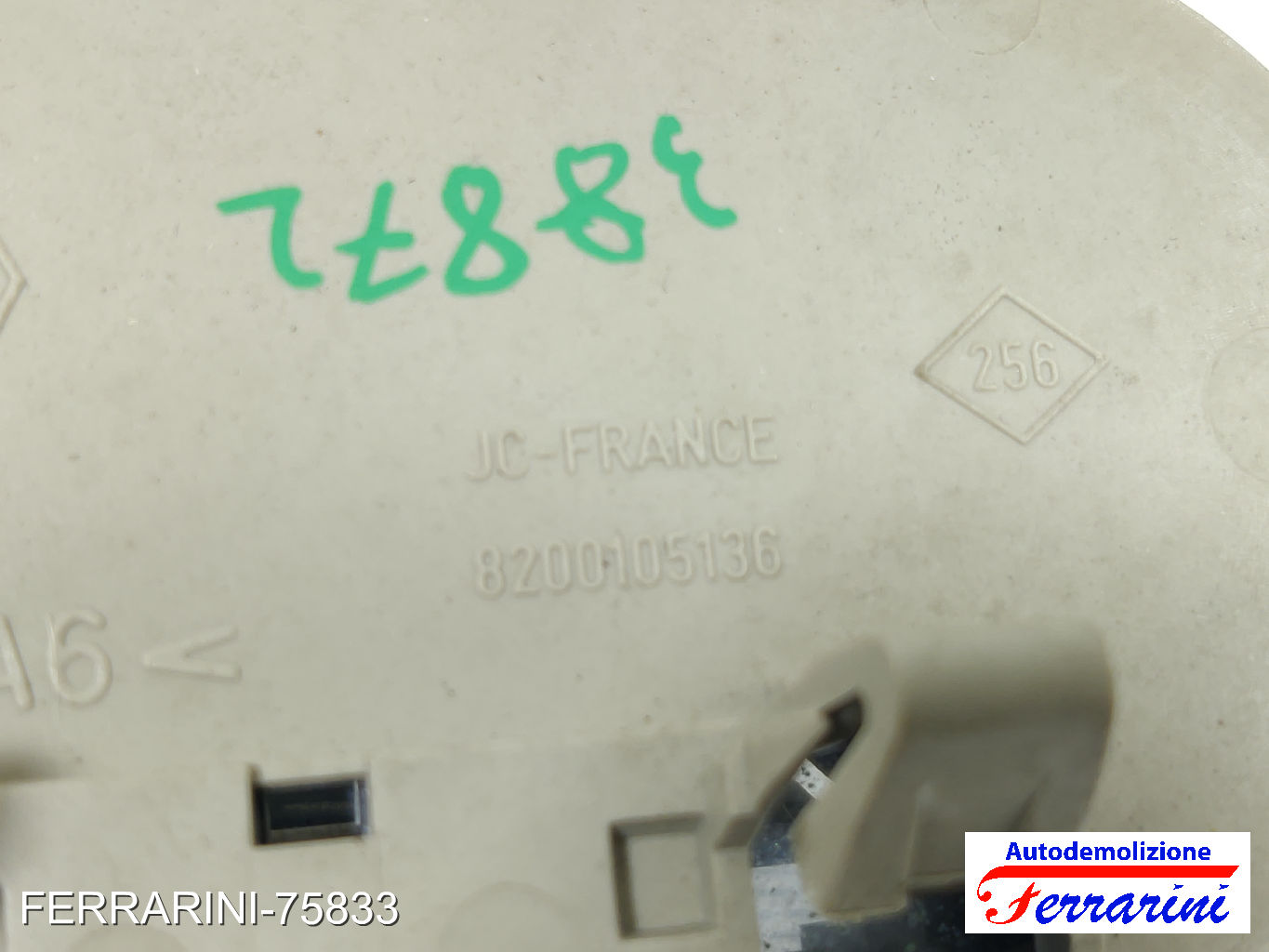 Plafoniera RENAULT SCENIC 3 JZ0/1 2009-2023 8200105136