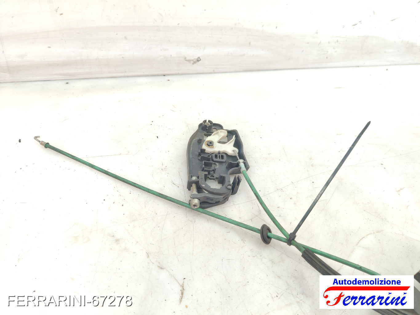 Serratura Porta FIAT IDEA 350 2005-2016 destro, dx, frontale, anteriore 51823814