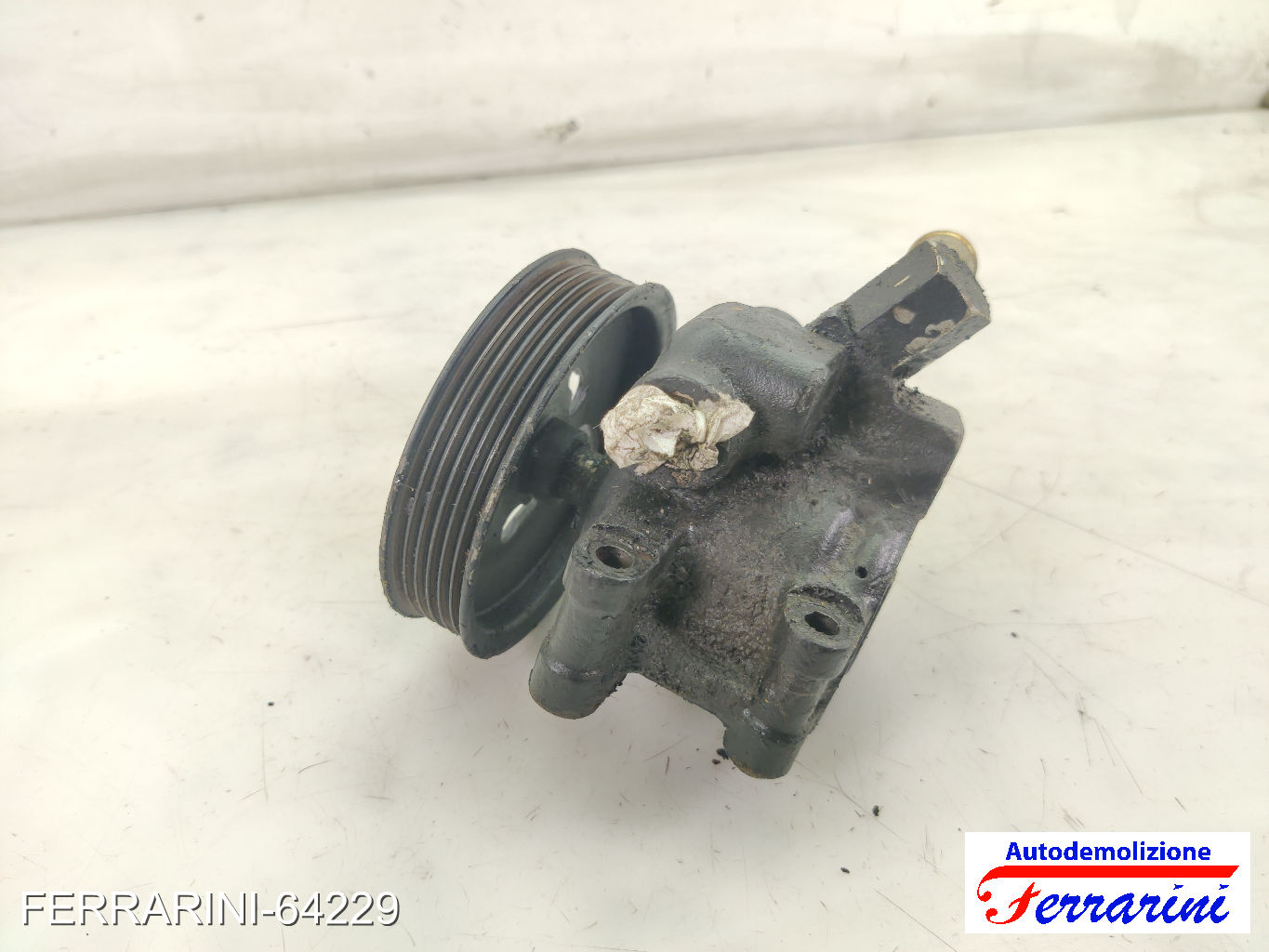 Pompa Servosterzo FORD FIESTA 5 JD, JH 1.4 16V 2001-2008 1062489, 1416165 6