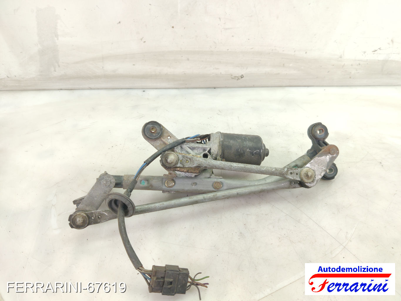 Spazzacqua Motorino Tergicristallo FORD FIESTA 5 JD, JH 2002-2008 anteriore