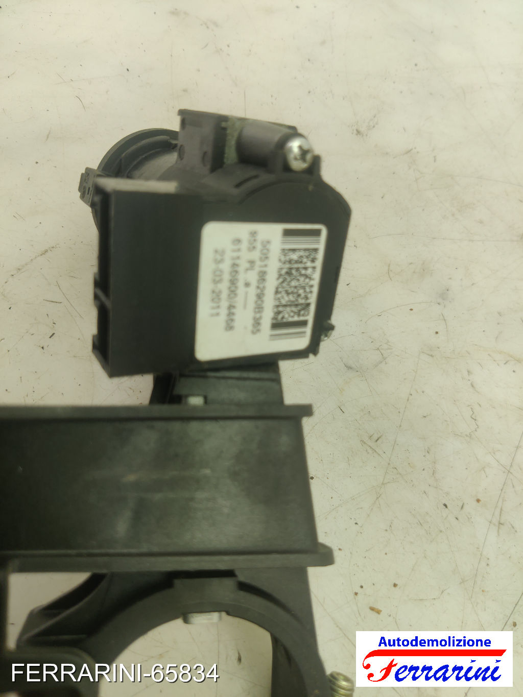 Bloccasterzo FIAT PUNTO EVO 199 2009-2012 50518629, 61146900, 50525430 6