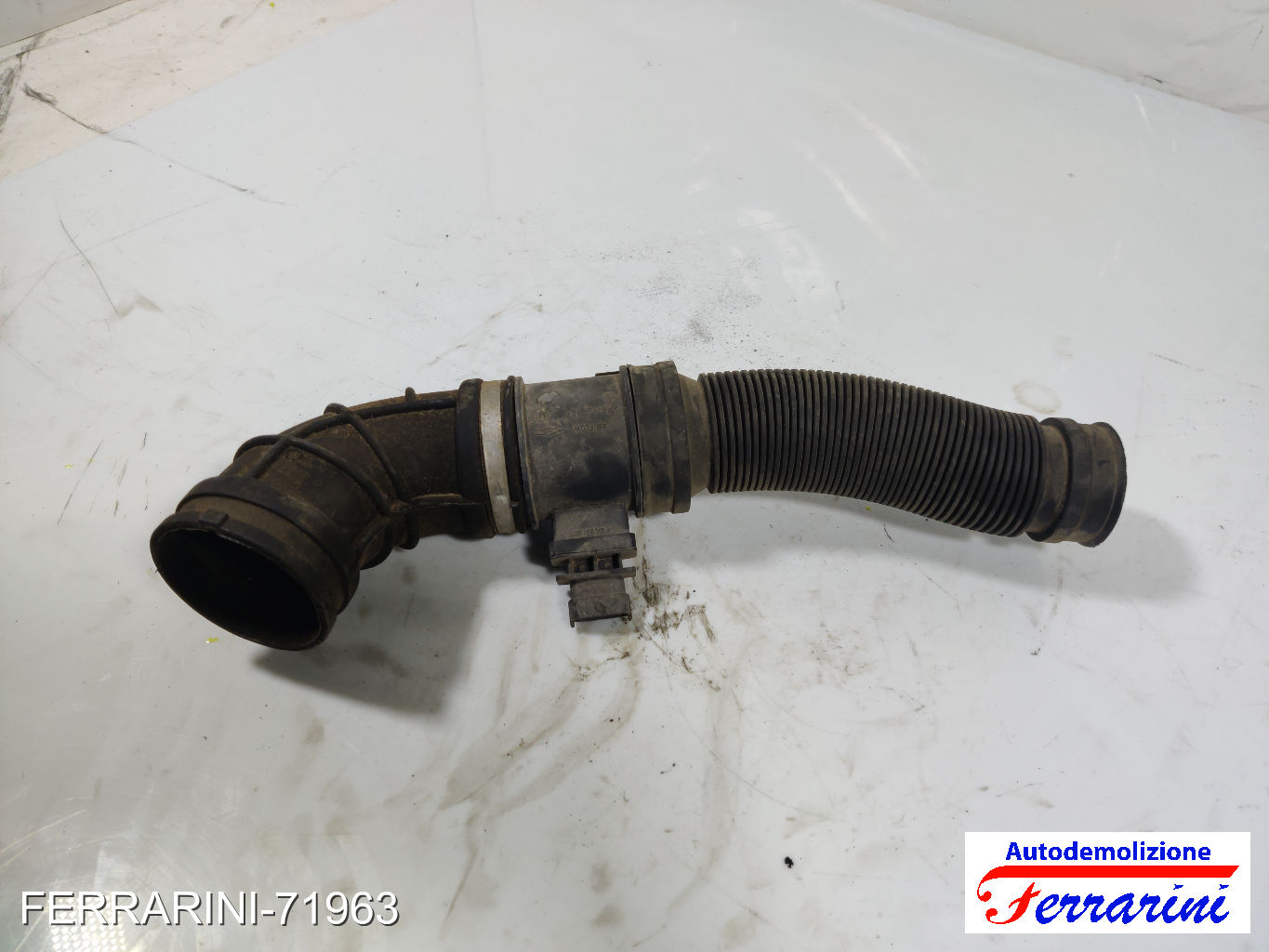Debimetro ALFA ROMEO 159 939 1.9 JTDM 16V 2005-2011 0281002618, 55350048
