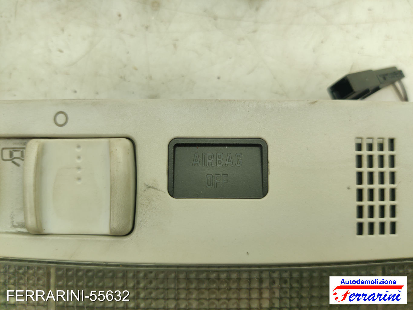 Plafoniera VW PASSAT VARIANT 3B6 2000-2005 anteriore, frontale centrale, ant 11