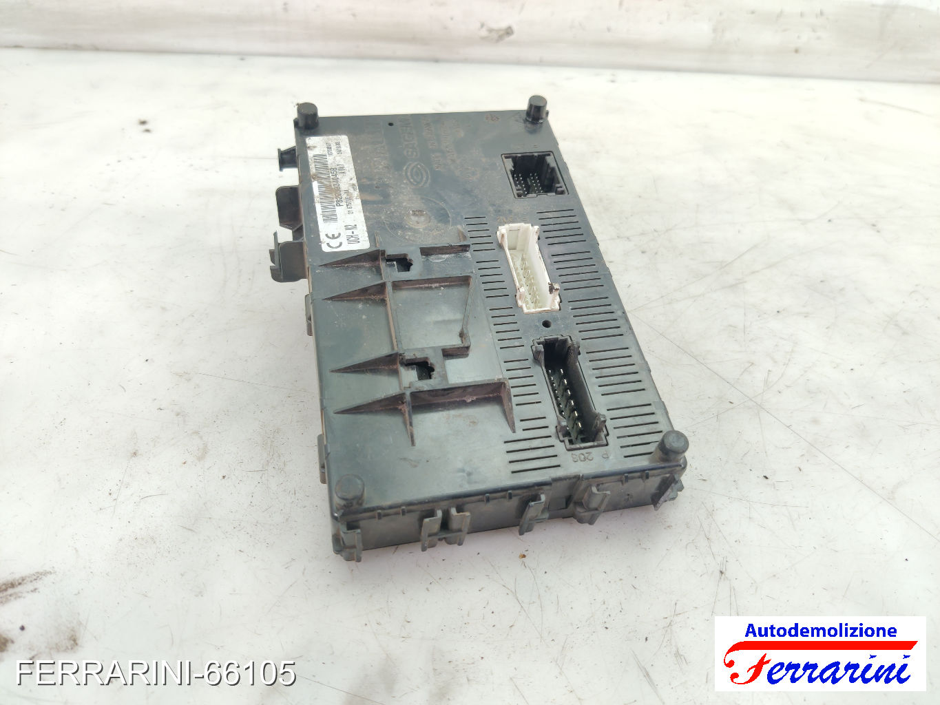 Body Computer RENAULT CLIO 2 BB, CB 1.2 1998-2010 8200234045B, 216757868A