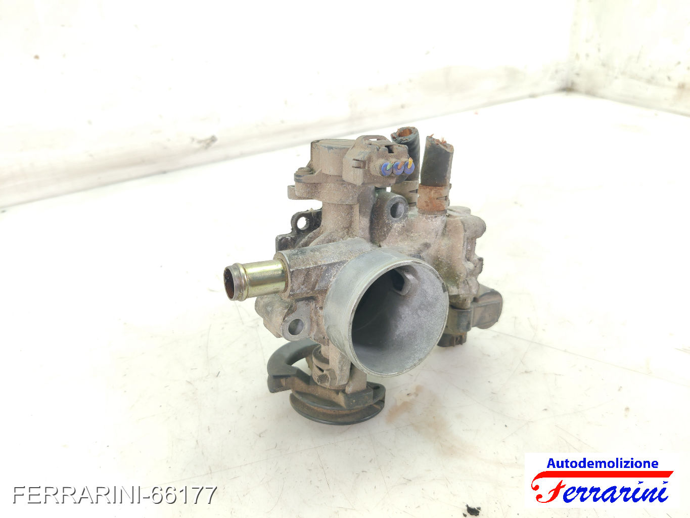 Corpo Farfallato TOYOTA COROLLA VERSO E12 1.6 VVT-I 2001-2004 222100D090 9