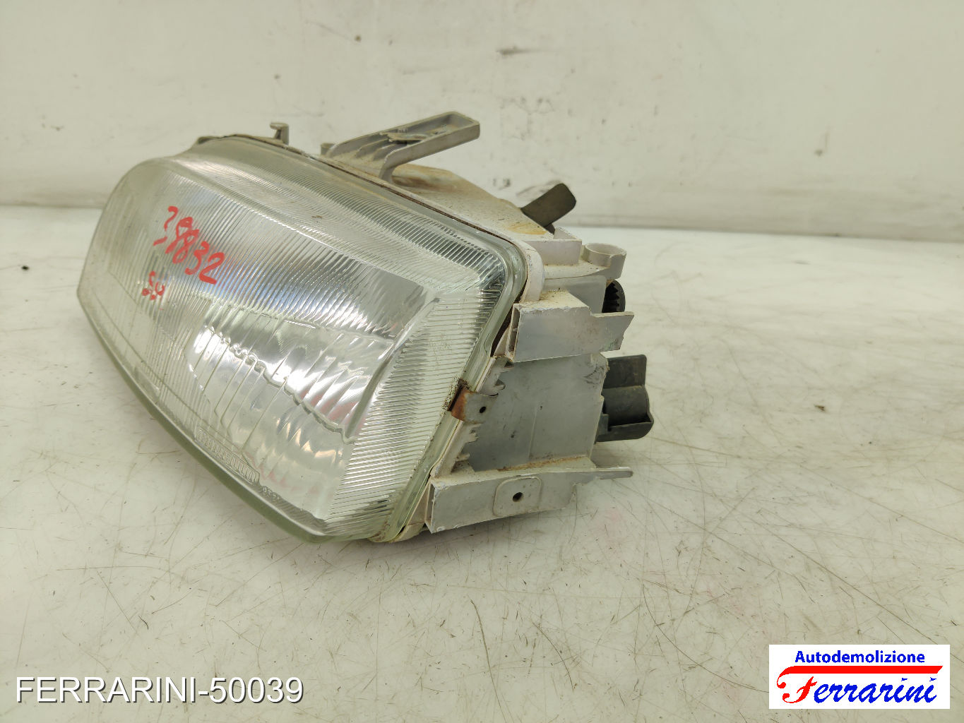 Faro Anteriore FIAT PUNTO 176 1996-2000 sinistro, sx 46402650, 46402660