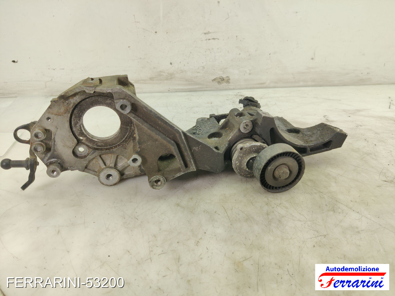 Supporto Alternatore VW GOLF 6 5K1 2.0 TDI 2008-2013 03L903143D