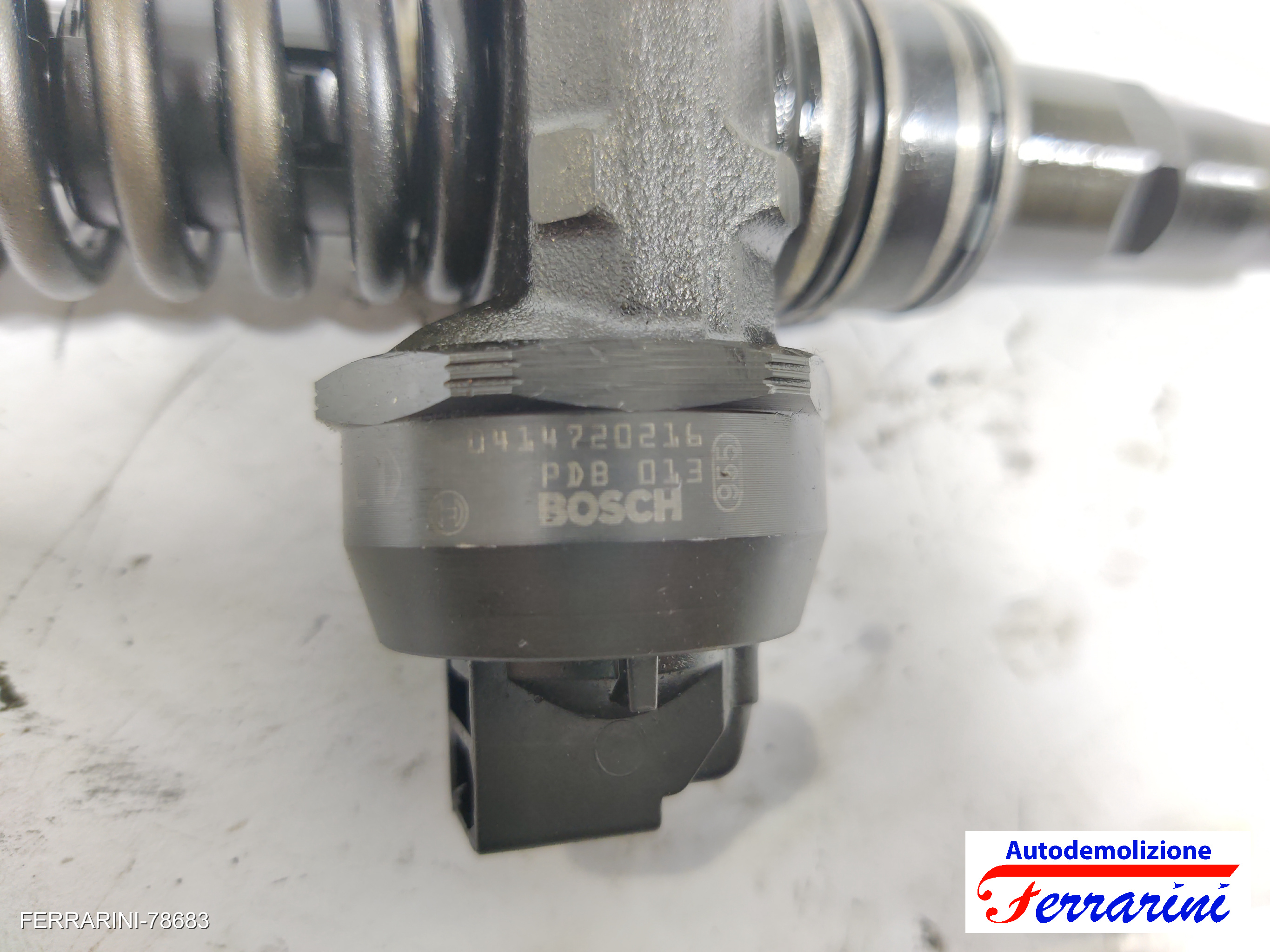 Iniettore VW PASSAT VARIANT 3B6 1.9 TDI 2000-2005 038130073BA, 0414720216, 32968 7