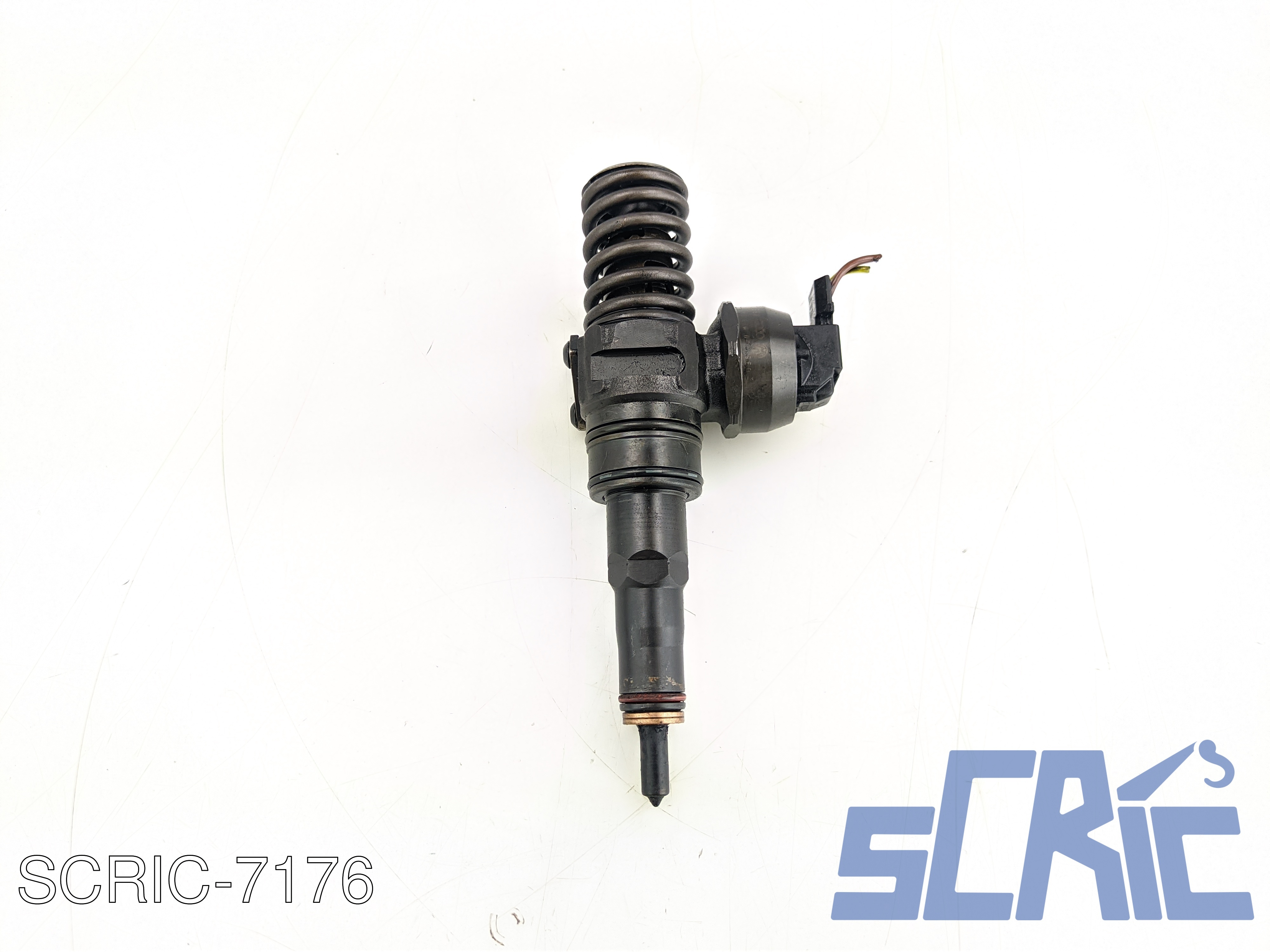 Iniettore VW POLO 9A, 9N 1.9 TDI 2003-2009 0414720216, 0414720216CD, 1431650