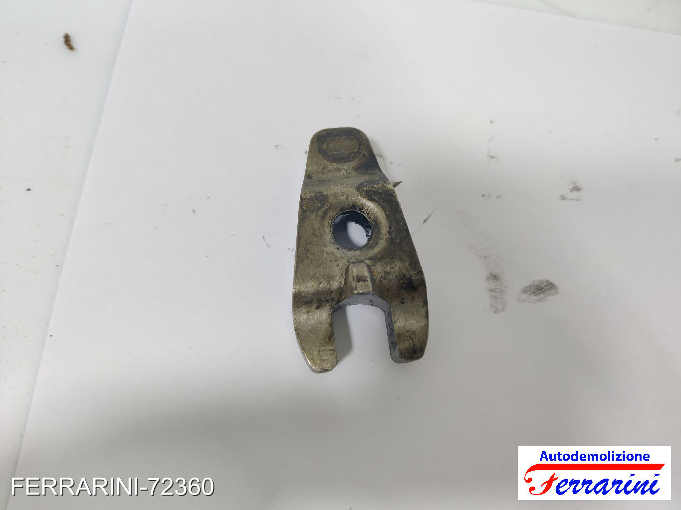 F6JB staffa fermo iniettori FORD FIESTA 5 JD, JH 1.4 TDCI 2001-2008 1488994 12