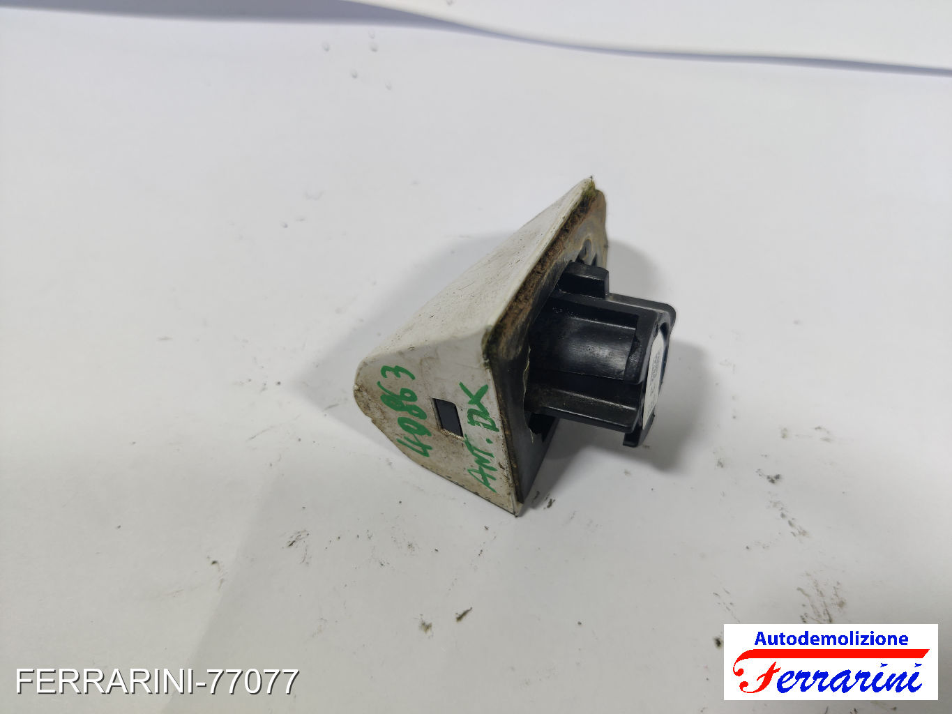 Tappo Maniglia Esterna FORD EDGE 2015-2018 destro, dx, frontale, anteriore