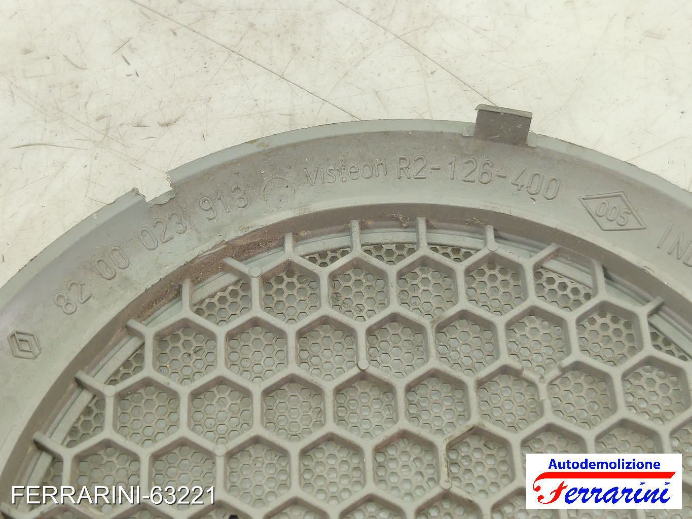 Griglia altoparlante RENAULT TWINGO 1 C06 1996-2007 destro, dx 8200023913