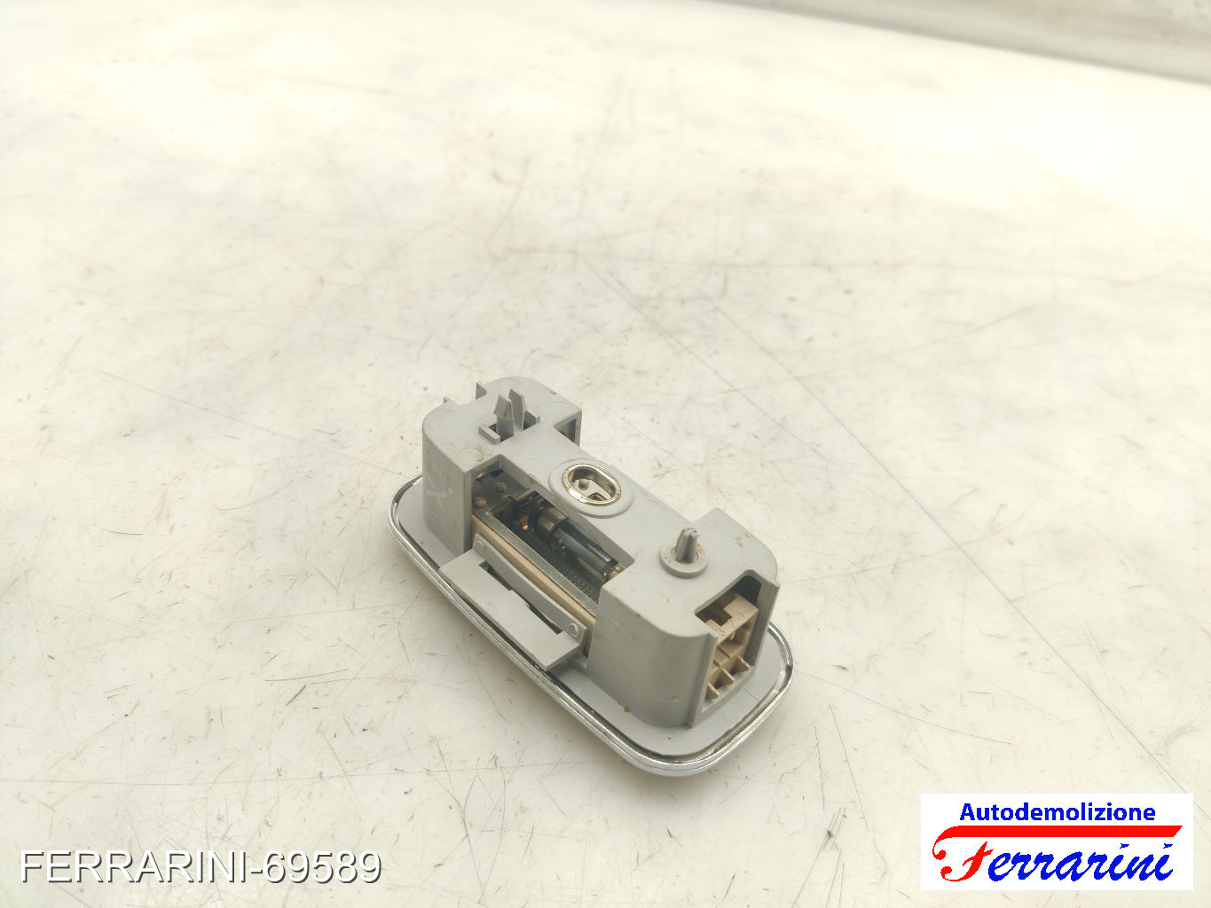 Plafoniera LANCIA DELTA 3 844 2008-2014 anteriore, frontale centrale, ant