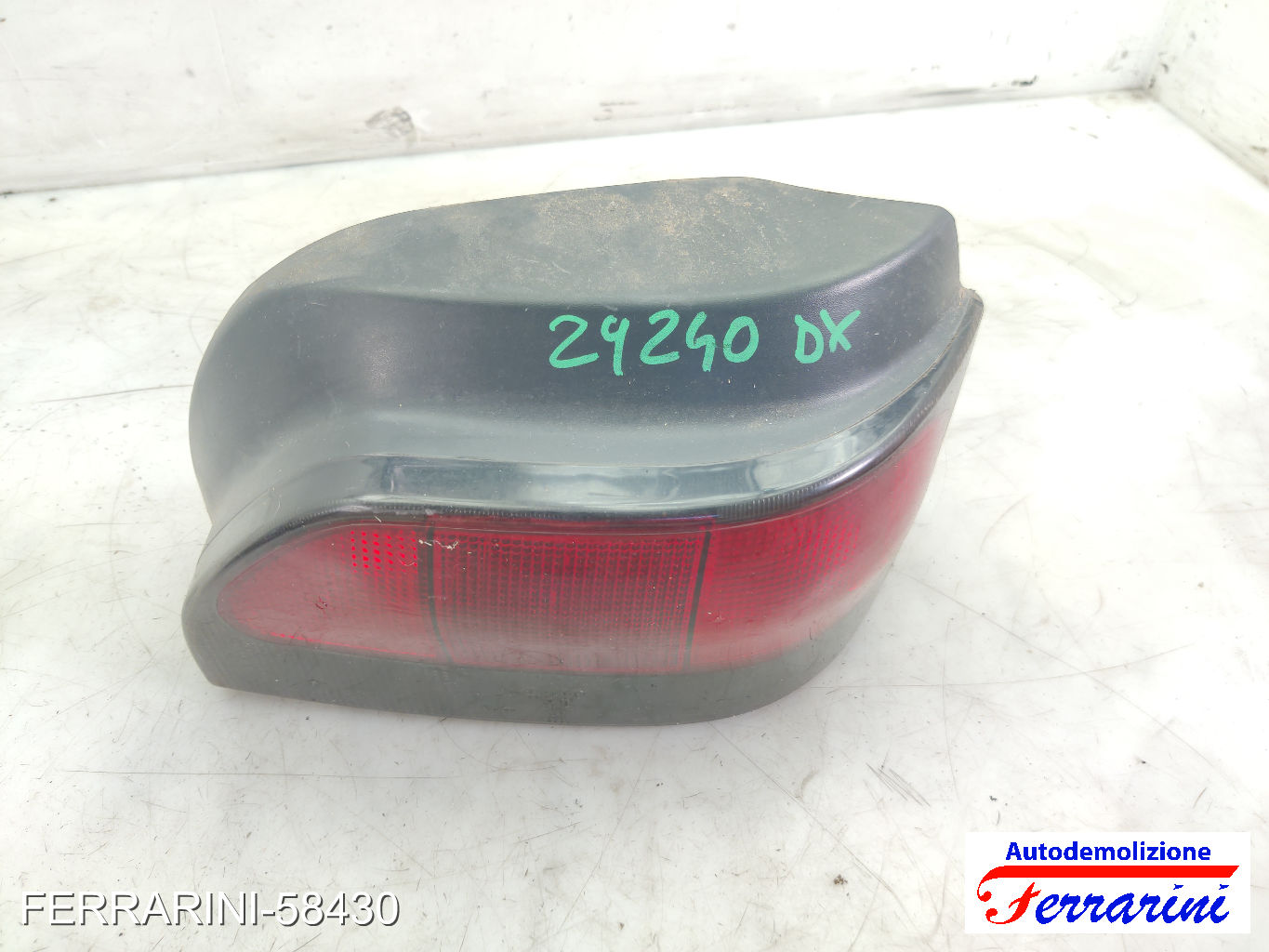 Fanalino Stop Posteriore RENAULT CLIO 1 5/357, B/C57 1996-1998 destro, dx 6