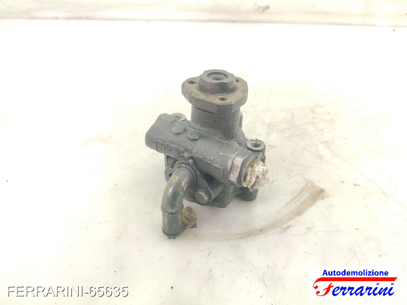 Pompa Servosterzo VW PASSAT VARIANT 3B6 1.9 TDI 2000-2005 8D0145156T