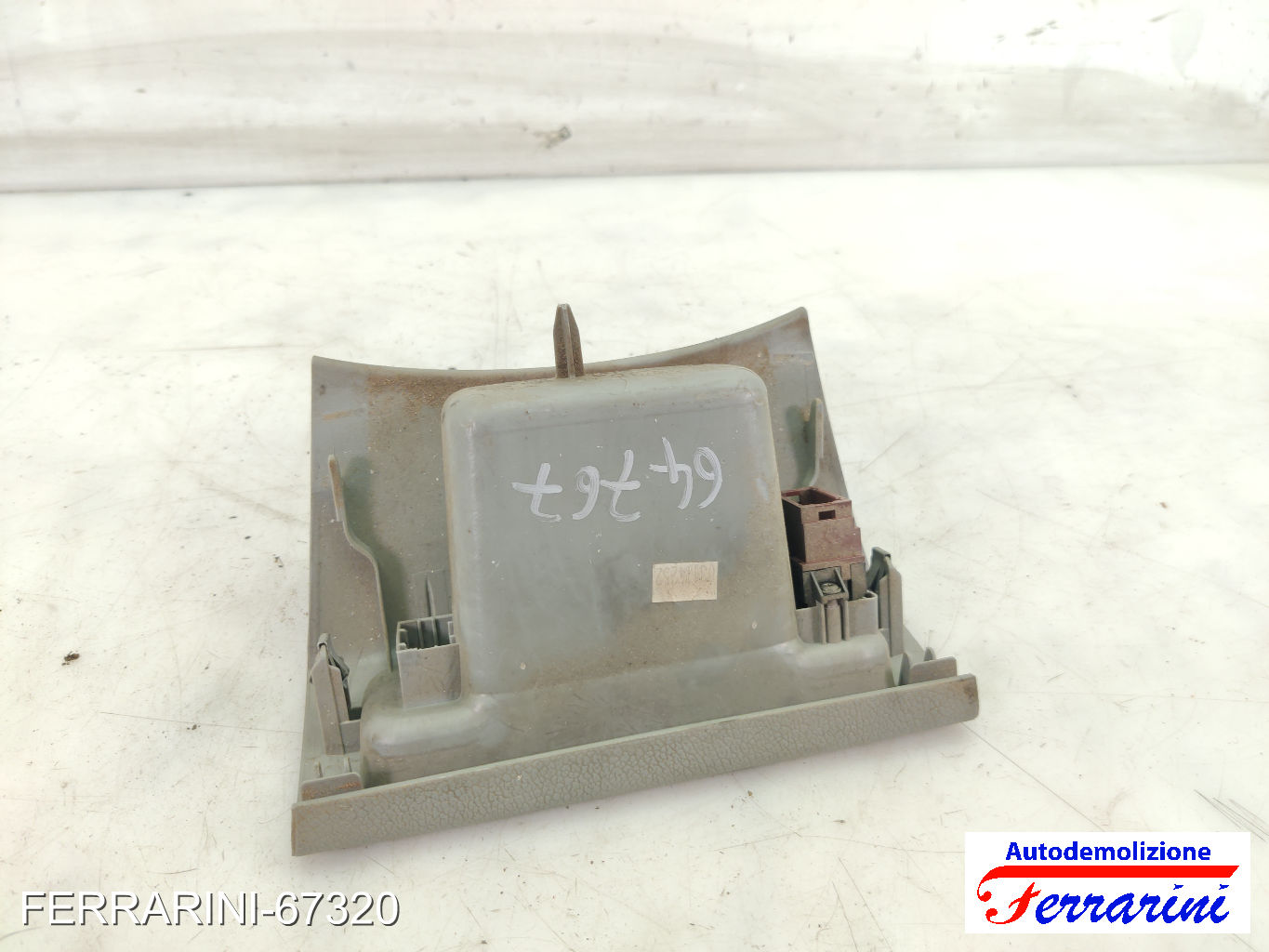 Vano portaoggetti centrale Consolle cruscotto RENAULT KANGOO KC0/1 2001-2007