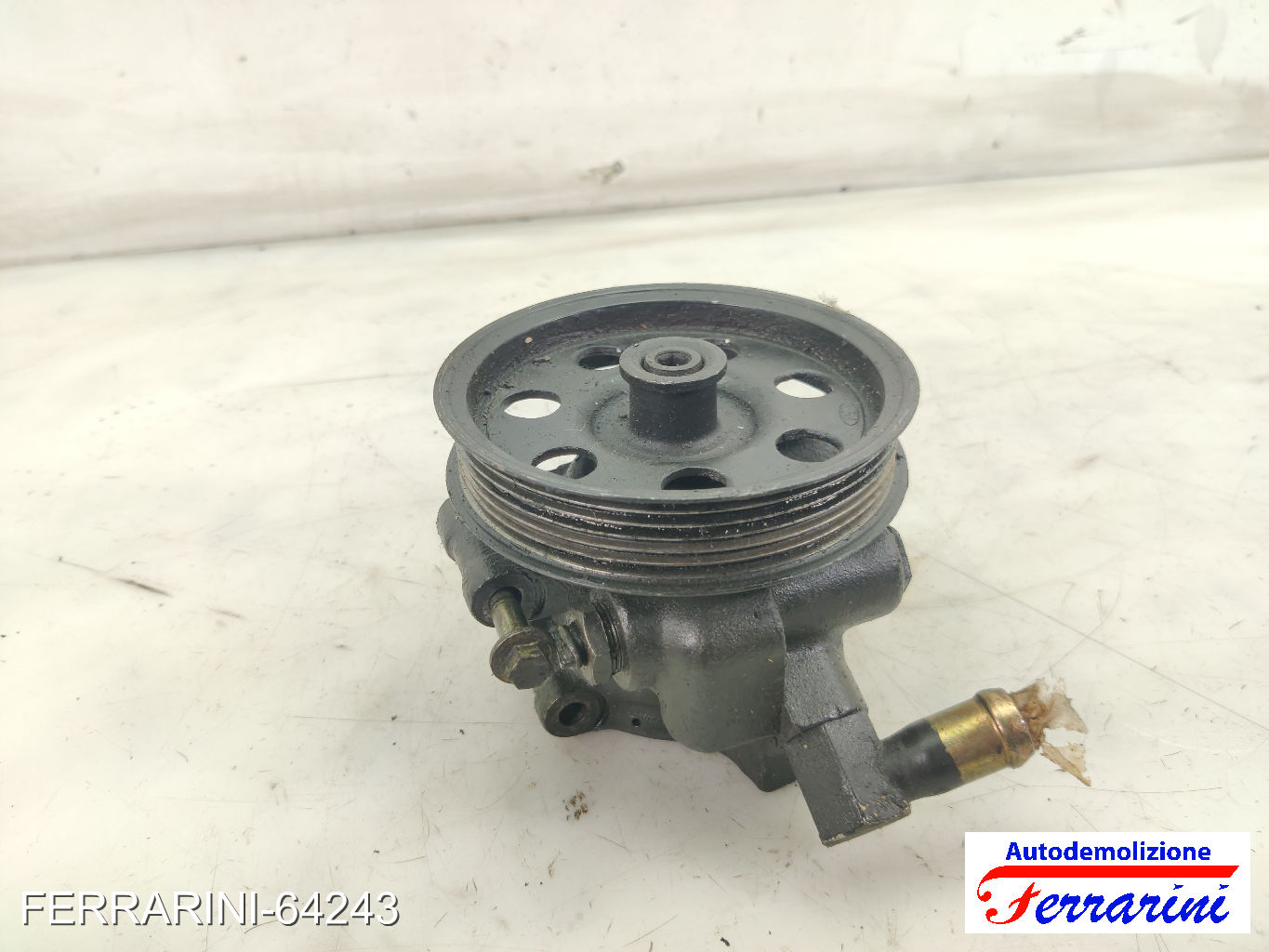 Pompa Servosterzo FORD FOCUS SW DNW 1.8 TDCI 2001-2004 1M513A696CB, 1M513A696CC 9