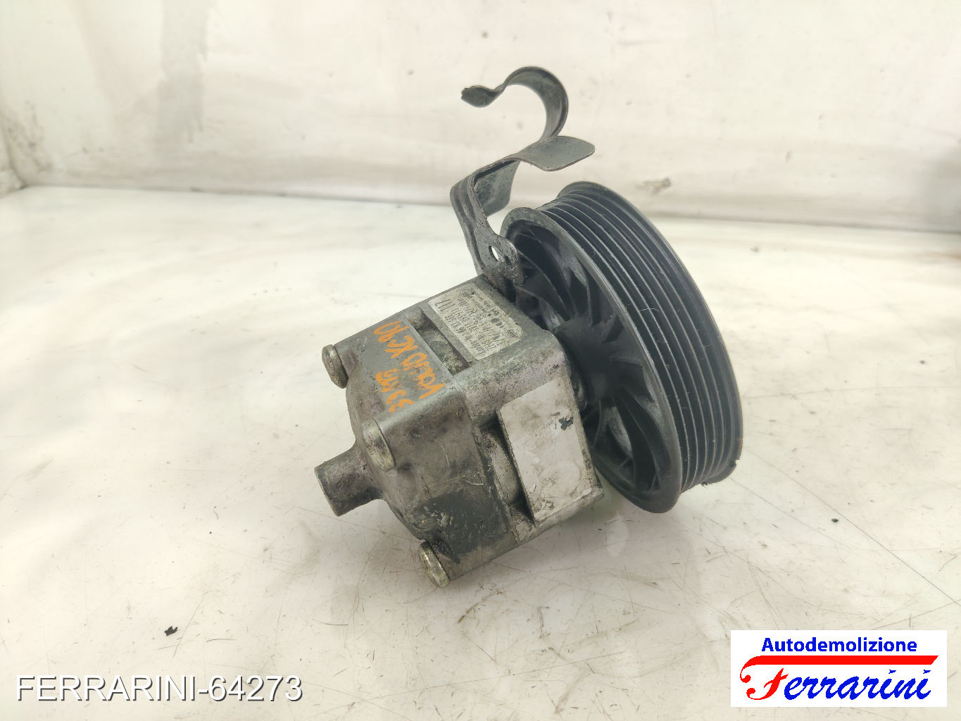 Pompa Servosterzo VOLVO XC90 1 275 D5 AWD 2002-2006 8683966, 7617955117, 8602733