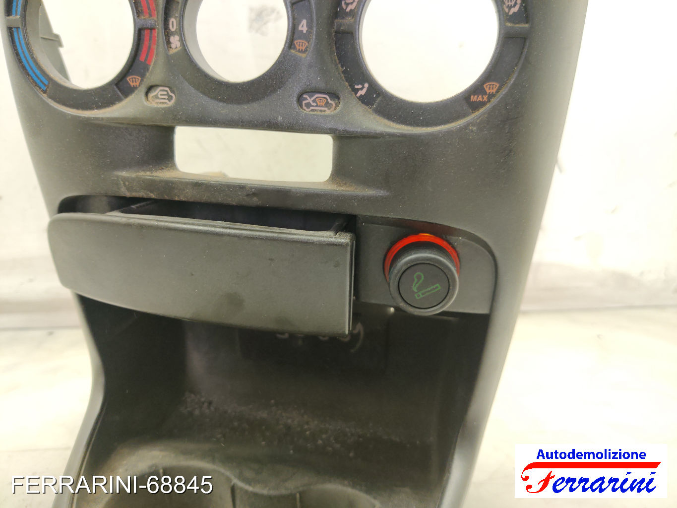 tunnel Consolle Centrale Cruscotto FIAT PUNTO 188 2003-2012 735359887, 225385