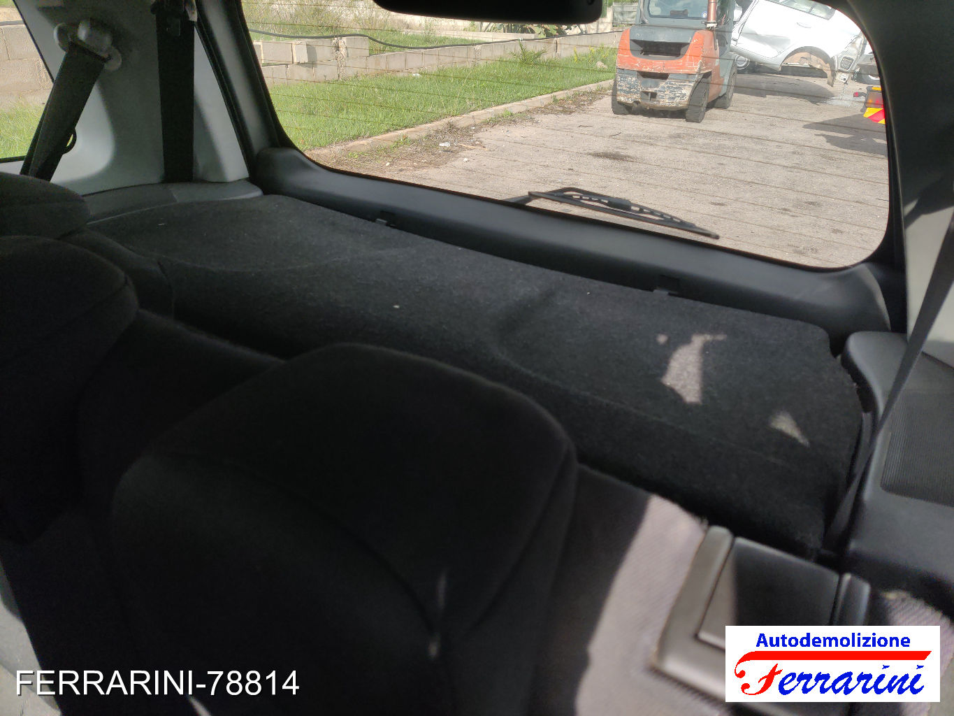 Suzuki Ignis 2 11